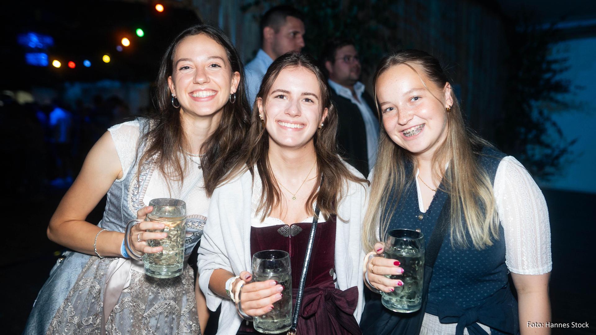 Das war die Flosser Kirwa am Samstag.  (Bild: Hannes Stock)