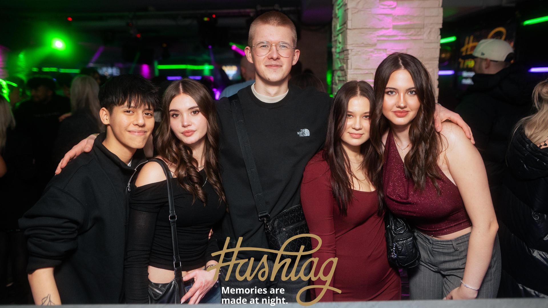 Zum Jahresabschluss gab es im Hashtag nochmal eine große Silvesterparty. Mit dabei war Fotograf Hannes Stock. (Bild: Hannes Stock)