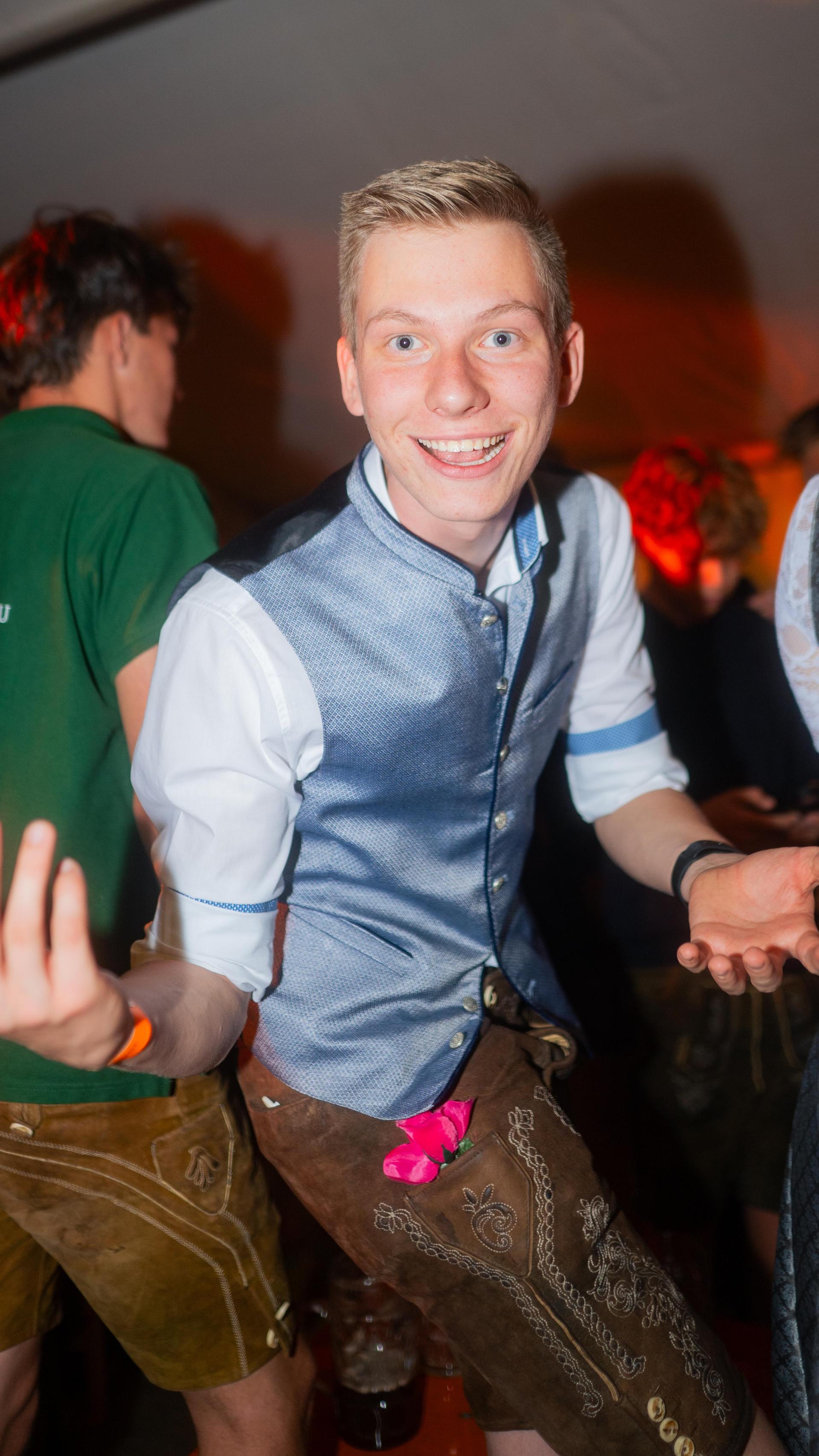 Wernberg feiert Kirwa, die Stoapfälzer Spitzbuam liefern die Musik zum Fest. (Bild: Hannes Stock)