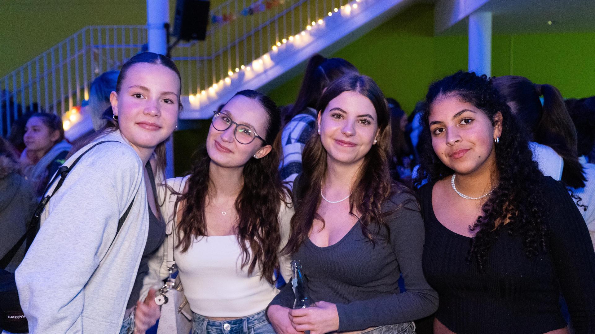 Die Bilder der FOSBOS-Kennenlernparty.  (Bild: mcl)