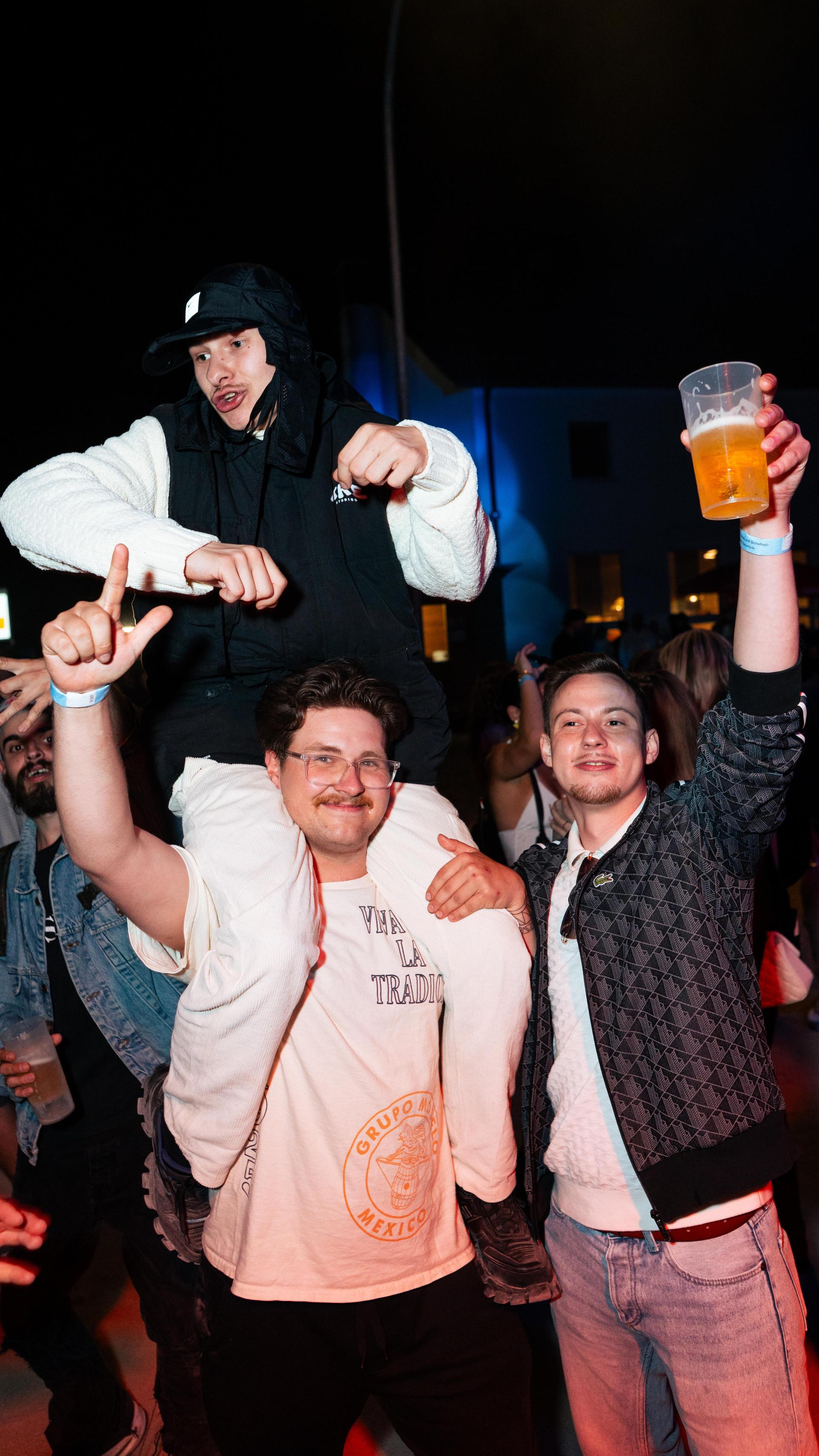 Bilder des Abends. (Bild: Hannes Stock)