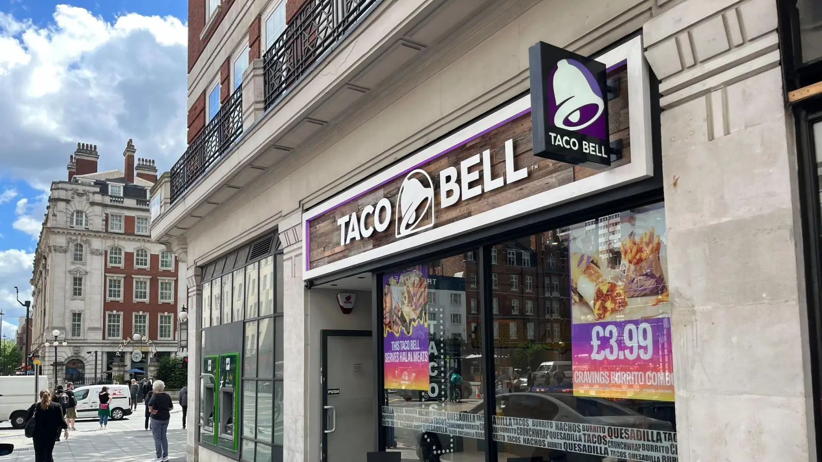 In Großbritannien hat Taco Bell schon Filialen. Nun sollen weitere in Deutschland folgen. (Bild: Julia Kilian/dpa)