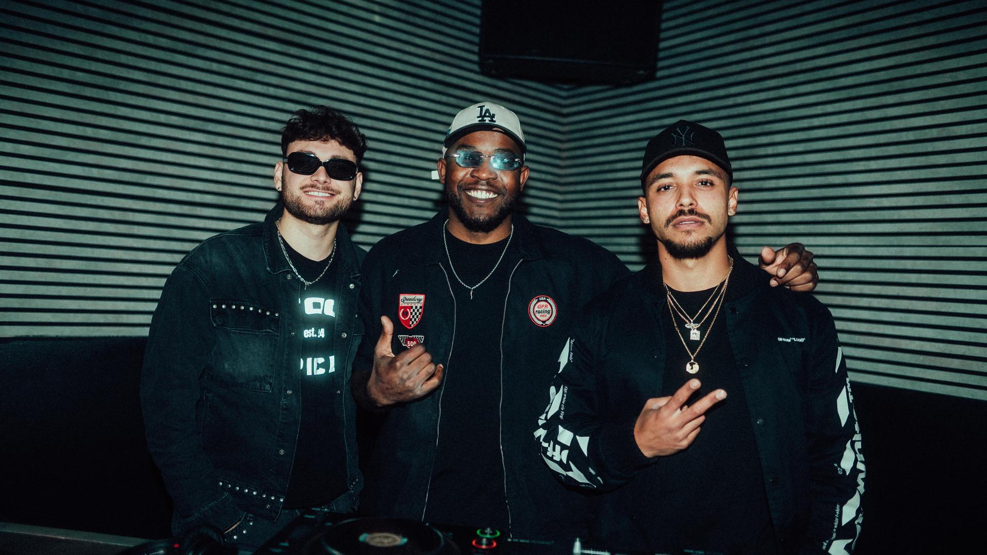 Die Opening Party im Nightlife bringt drei DJs, Beats, Drinks und Vibes.  (Bild: Sebastian Reiter)