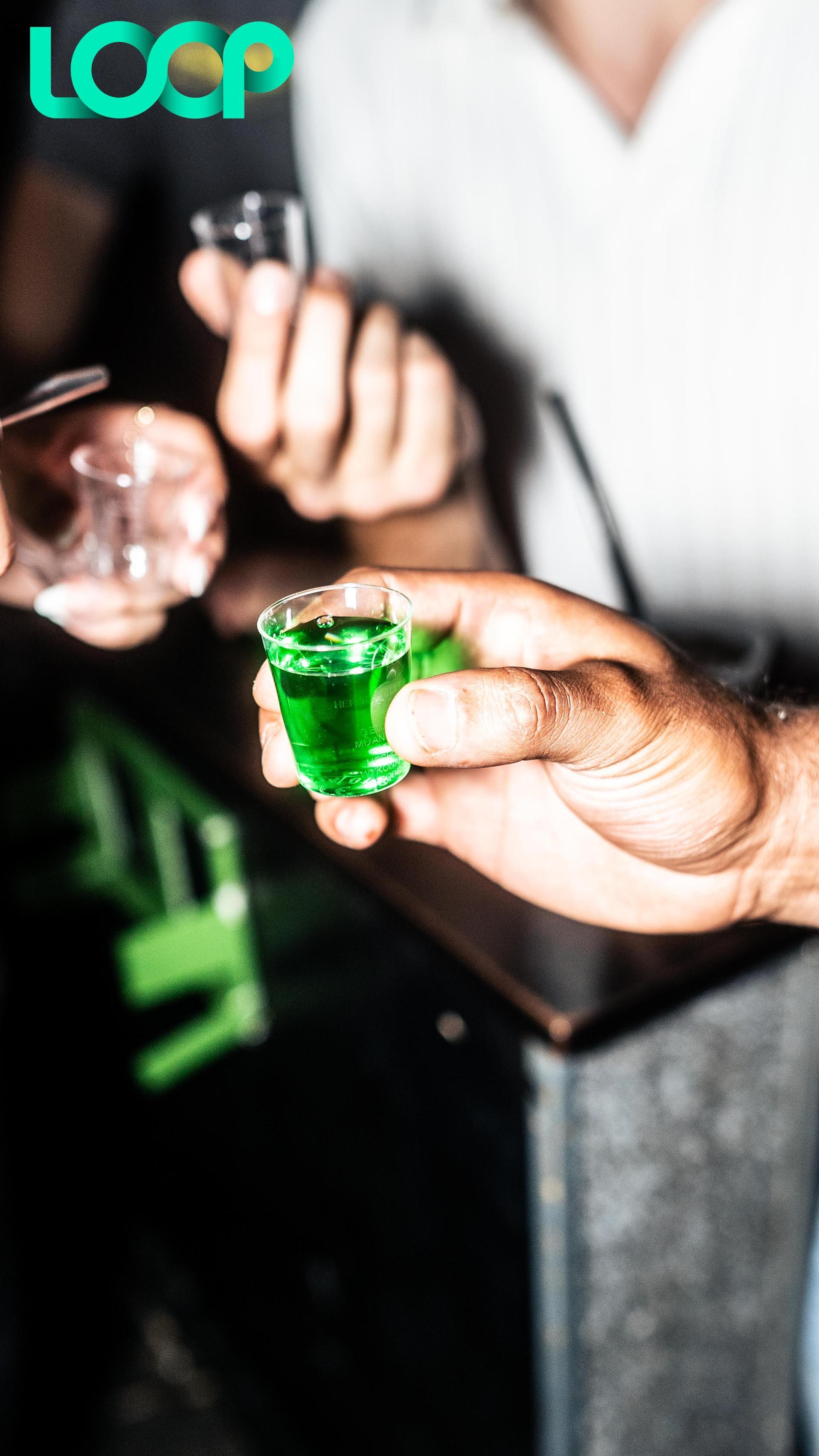 Die „School is out”-Party im Loop. (Bild: Hannes Stock)
