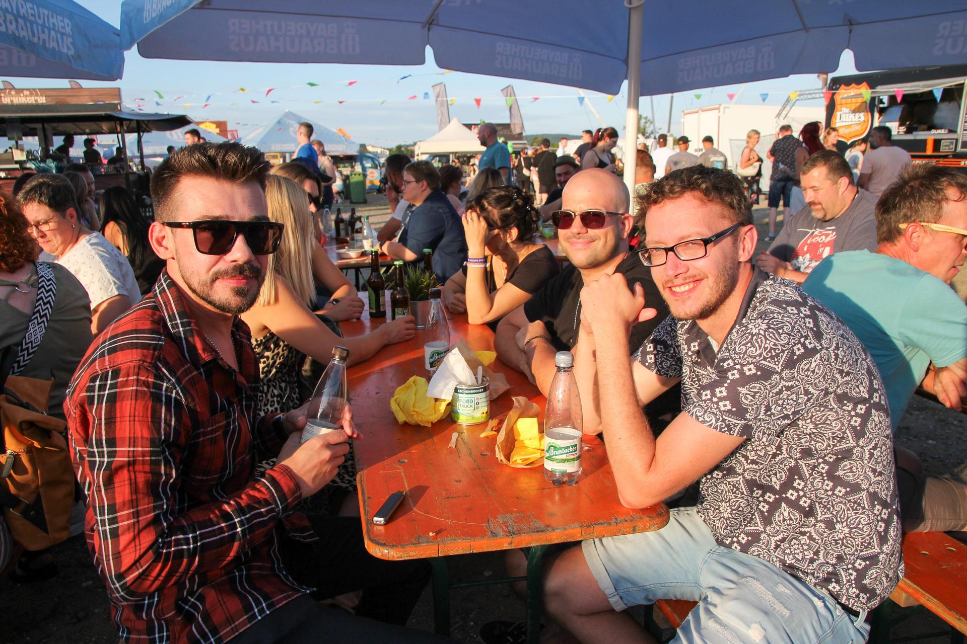 Das Foodtruck Festival in Weiden.  (Bild: Lea Stecher)