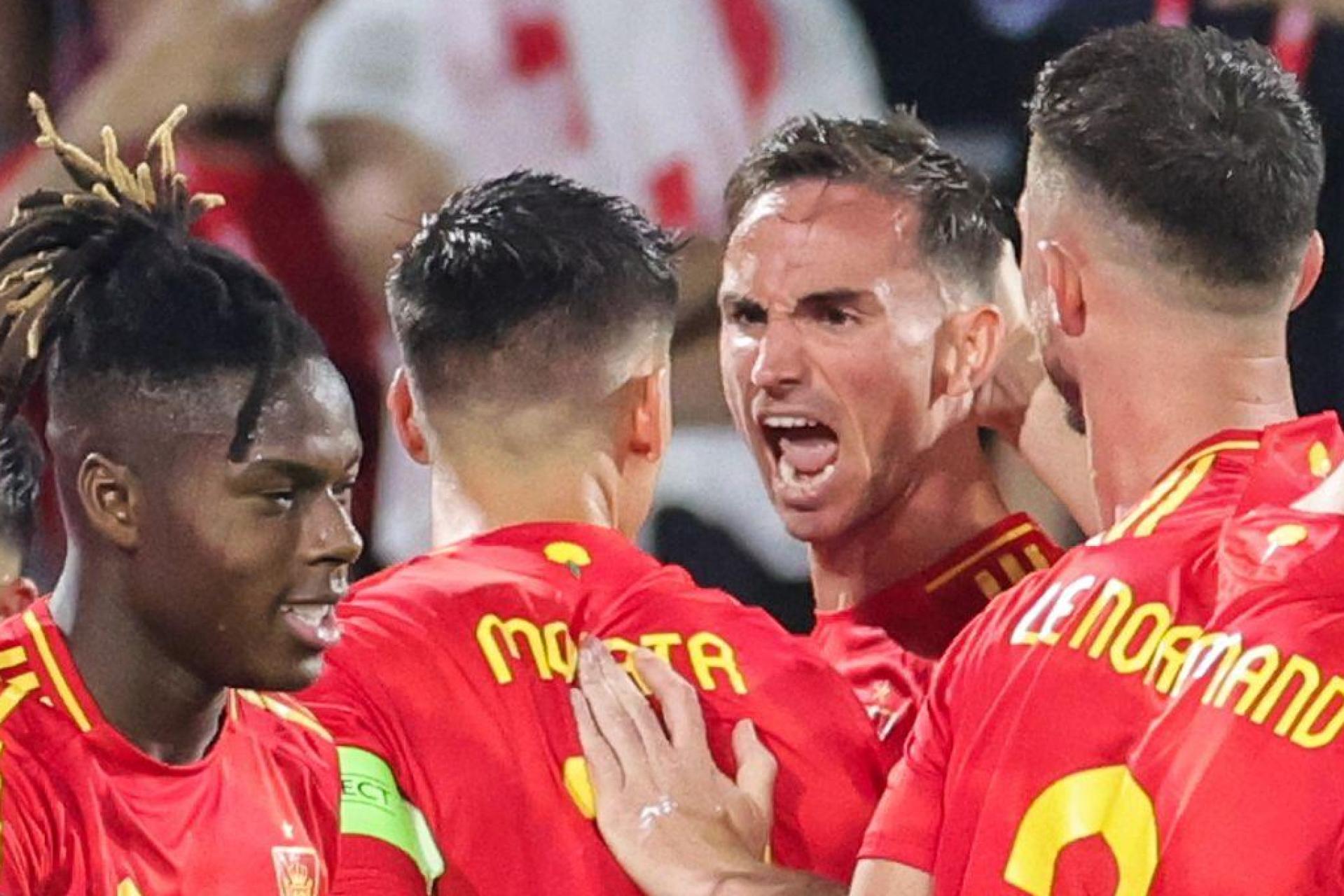 Erst nach hartem Kampf setzte sich Spanien gegen Georgien durch. (Bild: Rolf Vennenbernd/dpa)