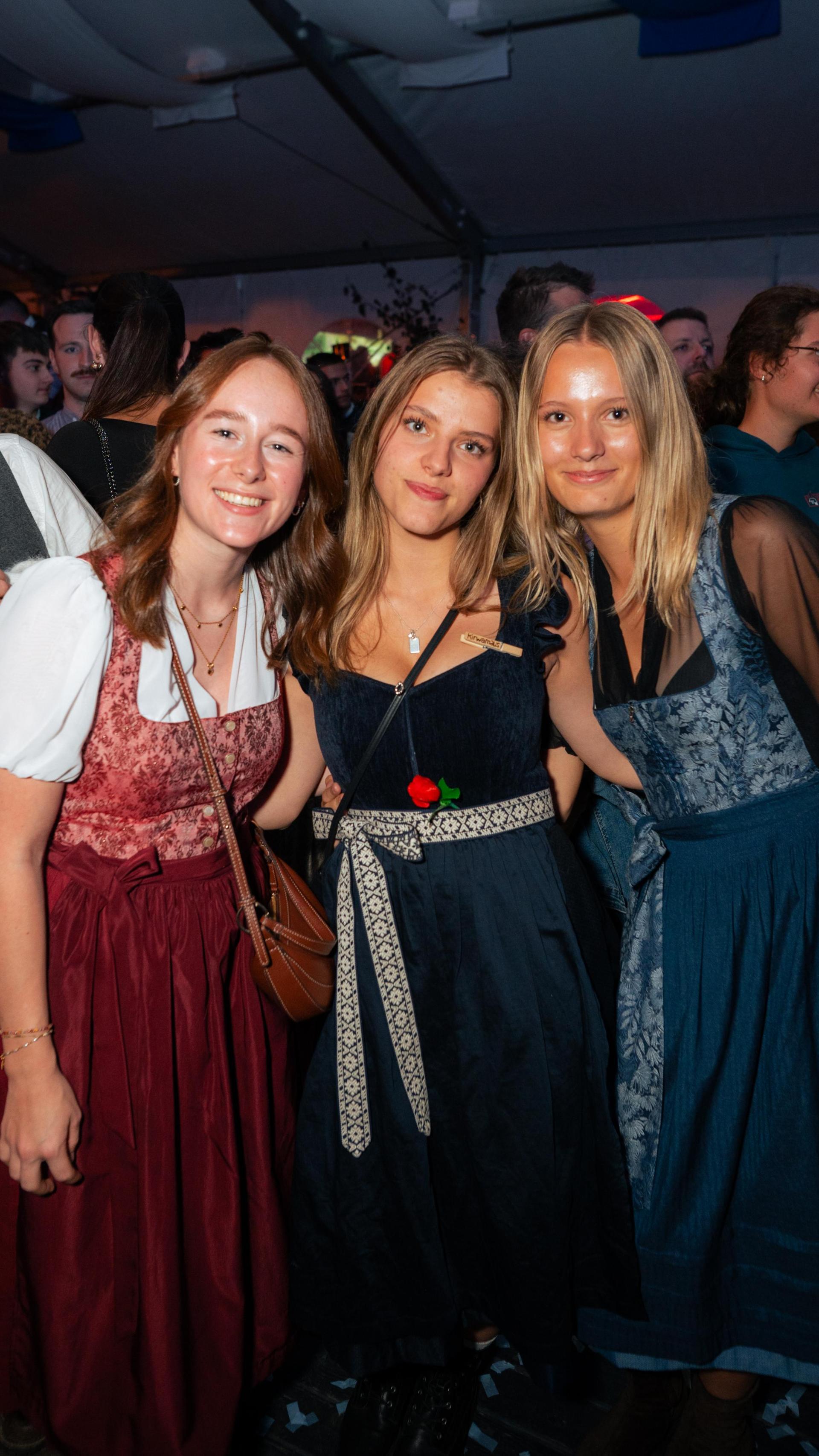 Sonntagabend auf der Pfreimder Kirwa. (Bild: Hannes Stock)