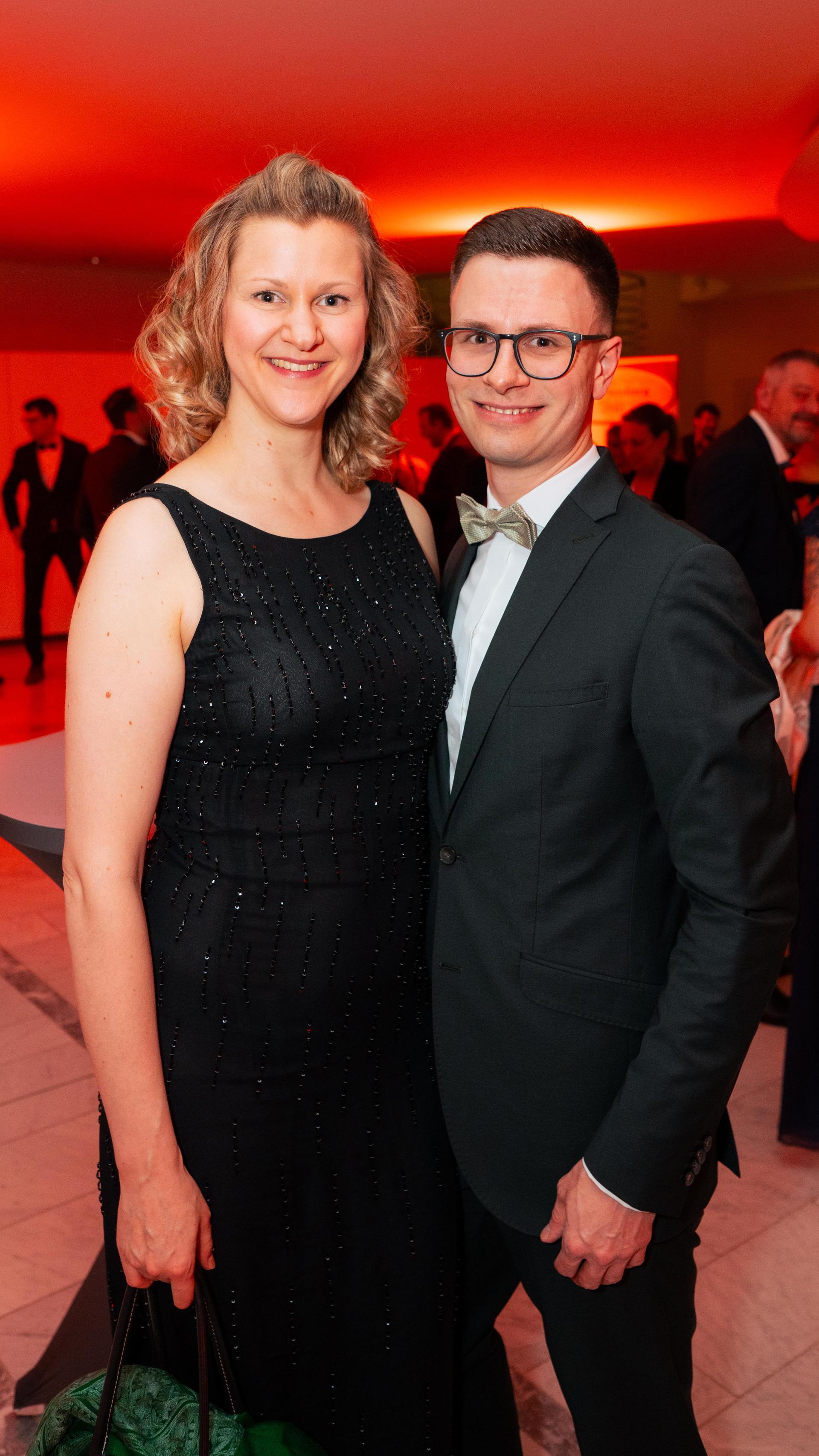 Am Samstag wurde es in der Weidener Max-Reger-Halle außergewöhnlich festlich. (Bild: Hannes Stock)