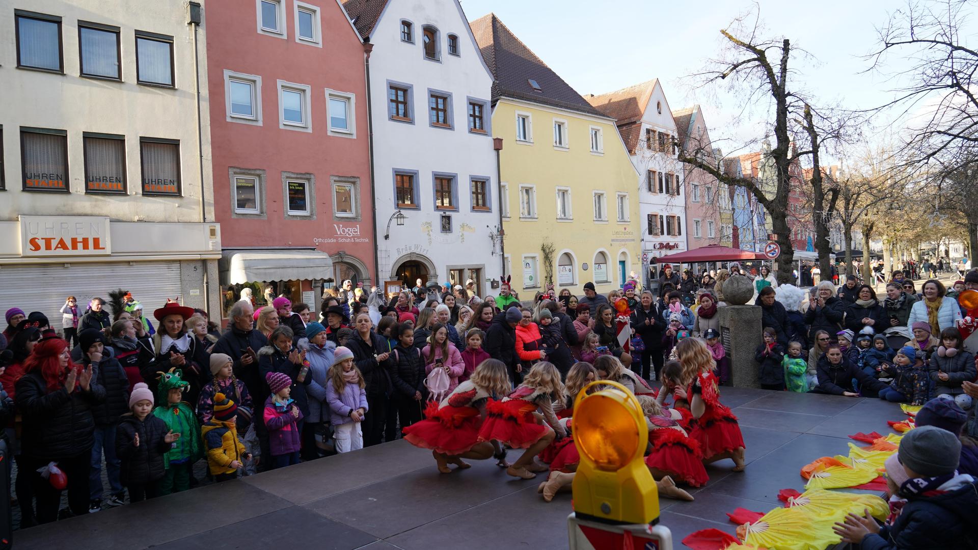 So war der Faschingskehraus 2024 in Weiden.  (Bild: mcl)