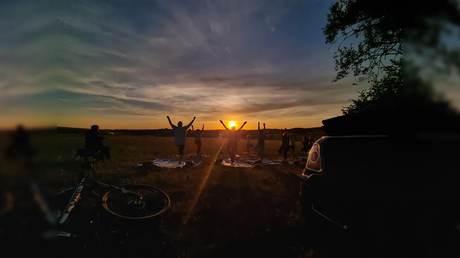 Yoga während der Sonnenfinsternis am 12.08.2026 in Kemnath gab's „am Läufer”. (Bild: kaz)