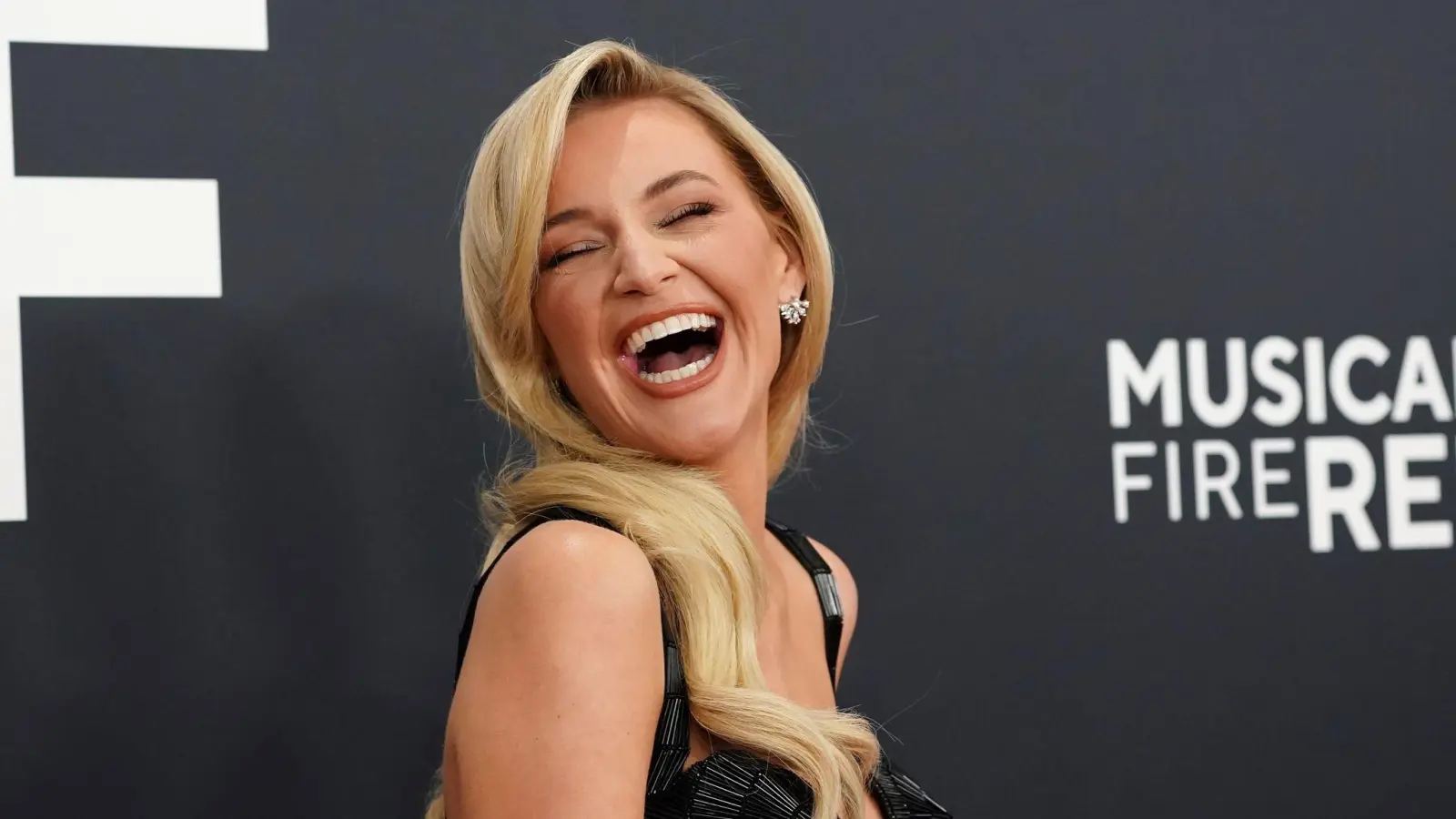 Kelsea Ballerini lobt Haley Lu Richardson für ihre Rolle in „The White Lotus“.  (Archivbild: Jordan Strauss/Invision/AP/dpa)