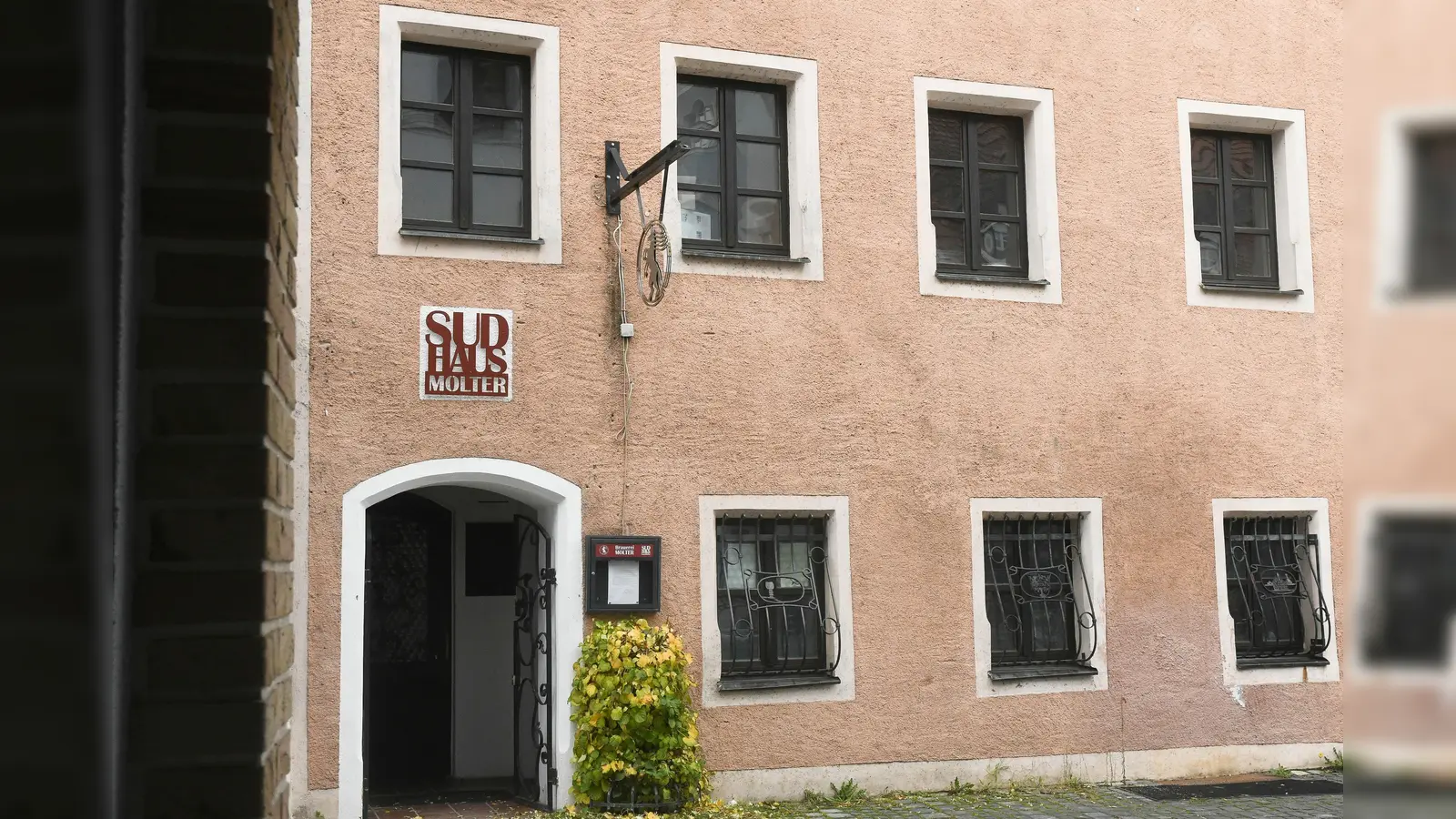 Das neue Weidener Wirtshaus „Sudhaus Molter” von außen.  (Bild: Gabi Schönberger)