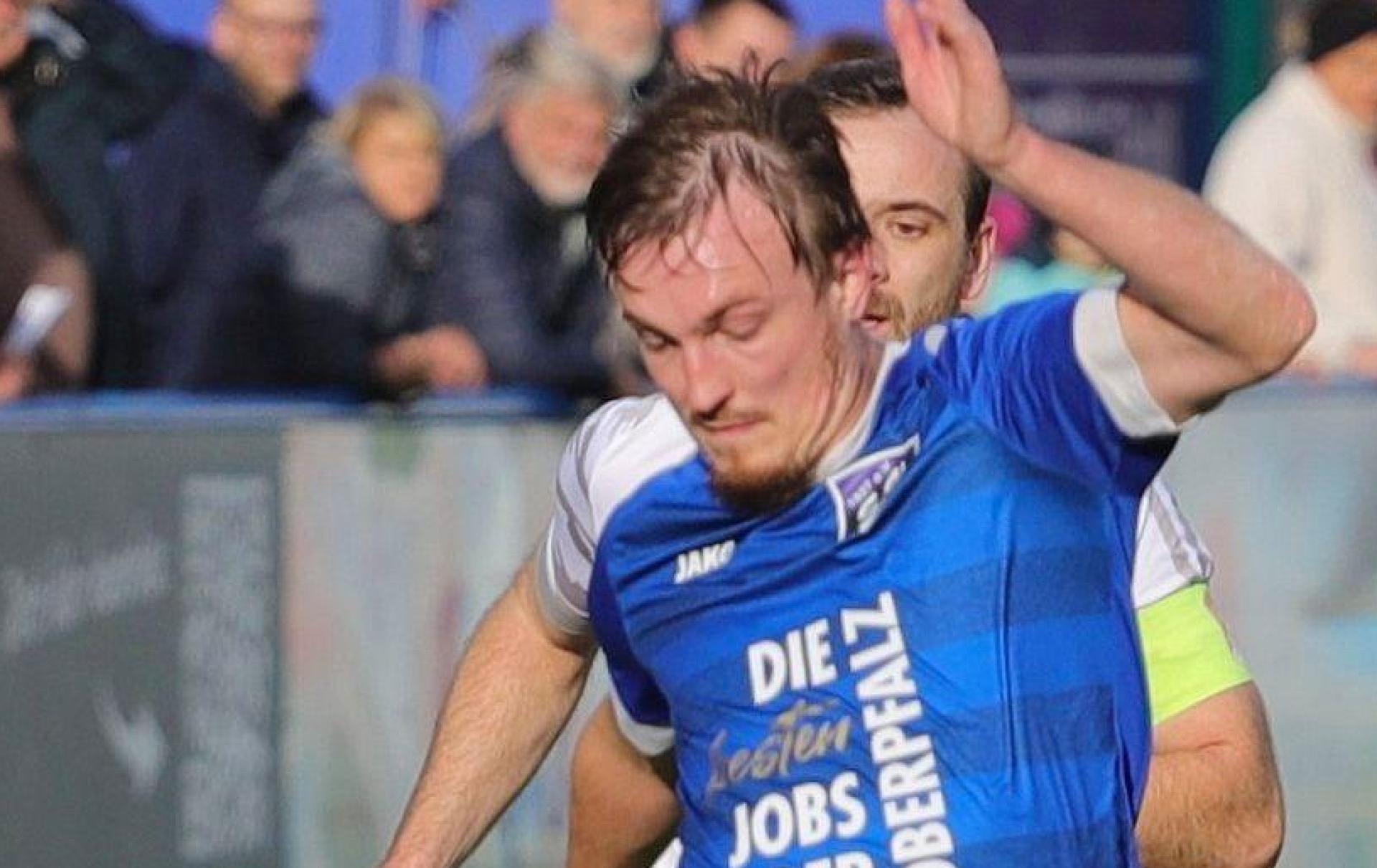 Etzenrichts Pasieka (rechts) muss beim SV Inter Bergsteig mit einem Kampf rechnen. Die Vilsstädter spielen gegen die Abstiegsrelegation.  (Bild: war)