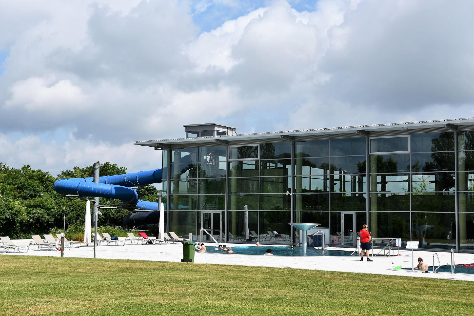 Der Außenbereich im Bulmare in Burglengenfeld ist bald wieder geöffnet. (Bild: Pelikan-Roßmann/exb)