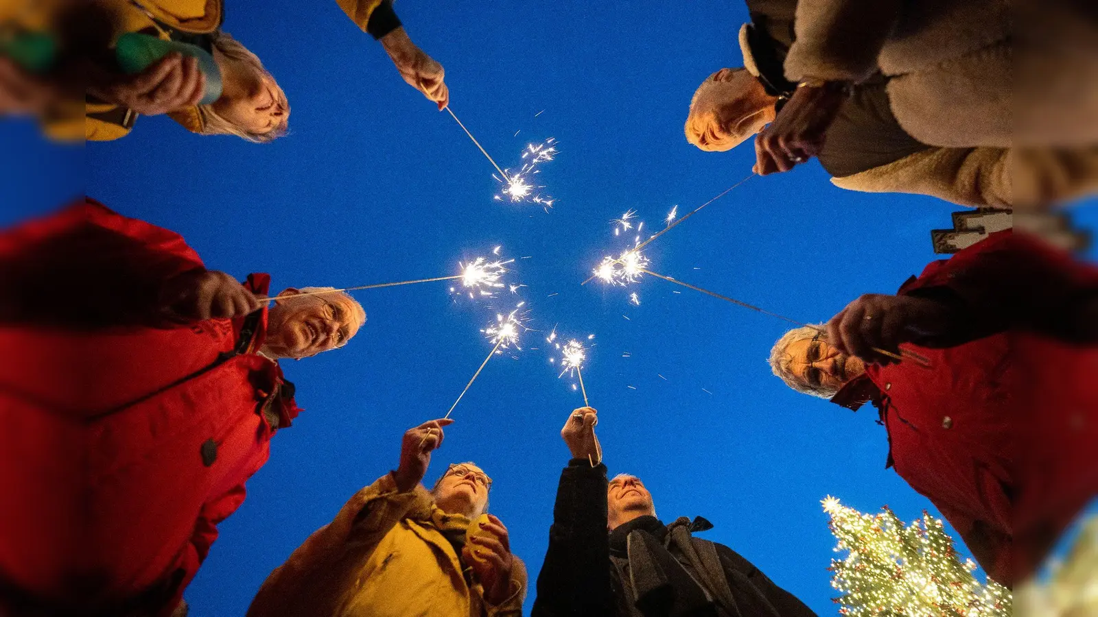 Tipp: In der Gruppe lassen sich Neujahrsvorsätze besser umsetzen. (Symbolbild: Sebastian Gollnow/dpa)
