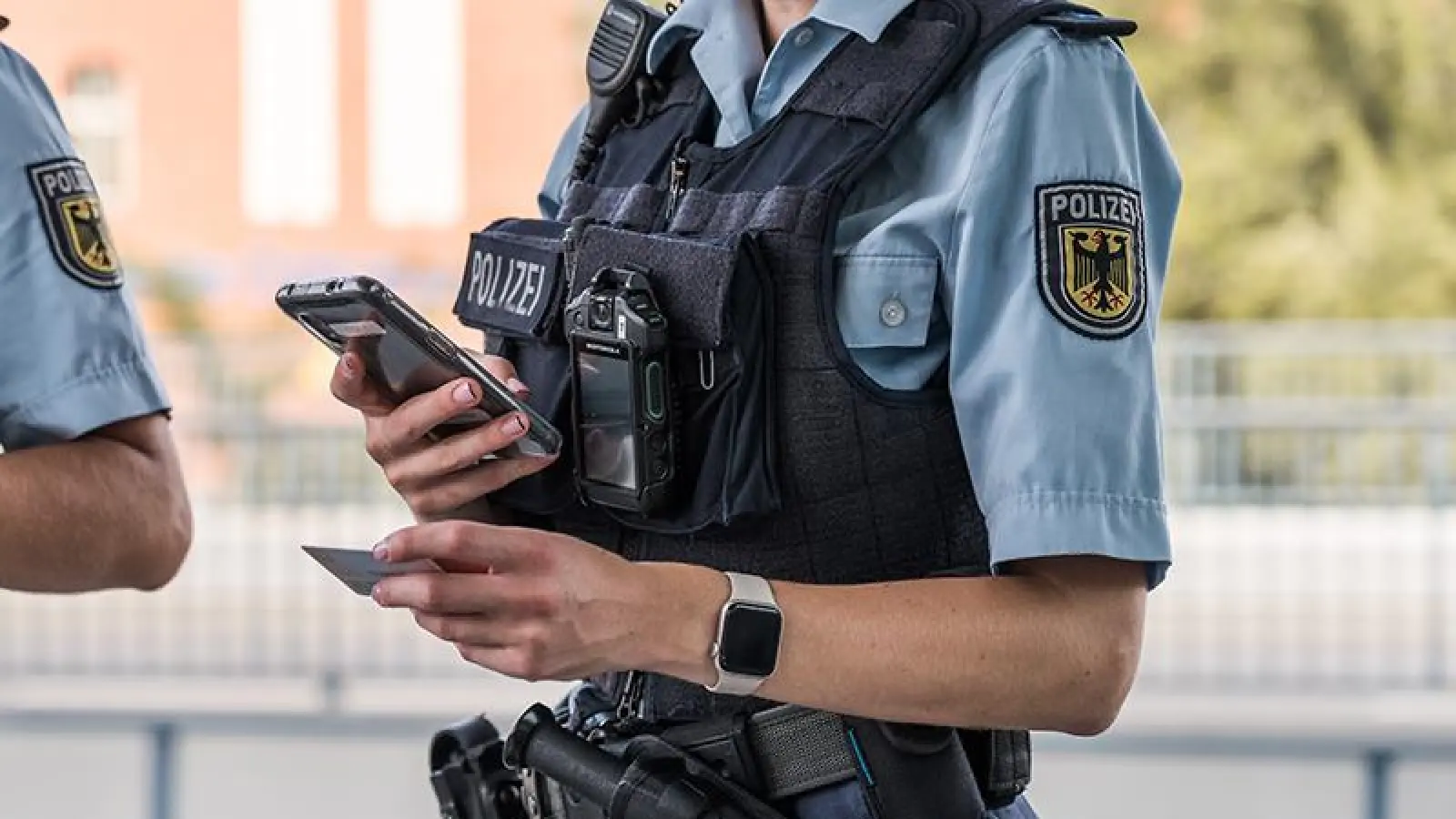 Wegen einer gestohlenen Tüte Popcorn ist es am Wochenende in Regensburg zu einem Polizeieinsatz gekommen.  (Symbolbild: Bundespolizei)