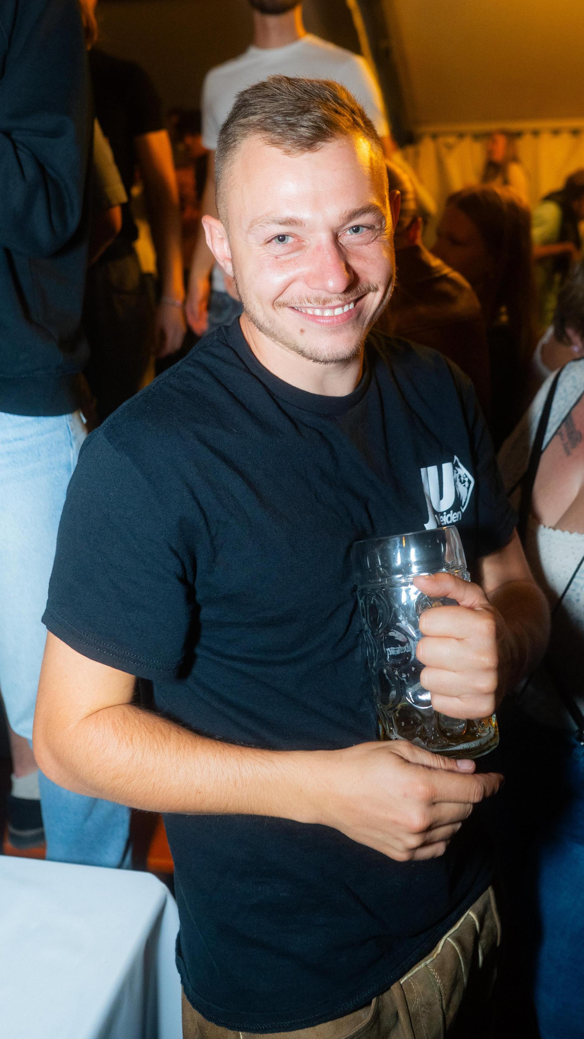 Die Bilder vom Freitag auf dem Weidener Volksfest 2025. (Bild: Hannes Stock)