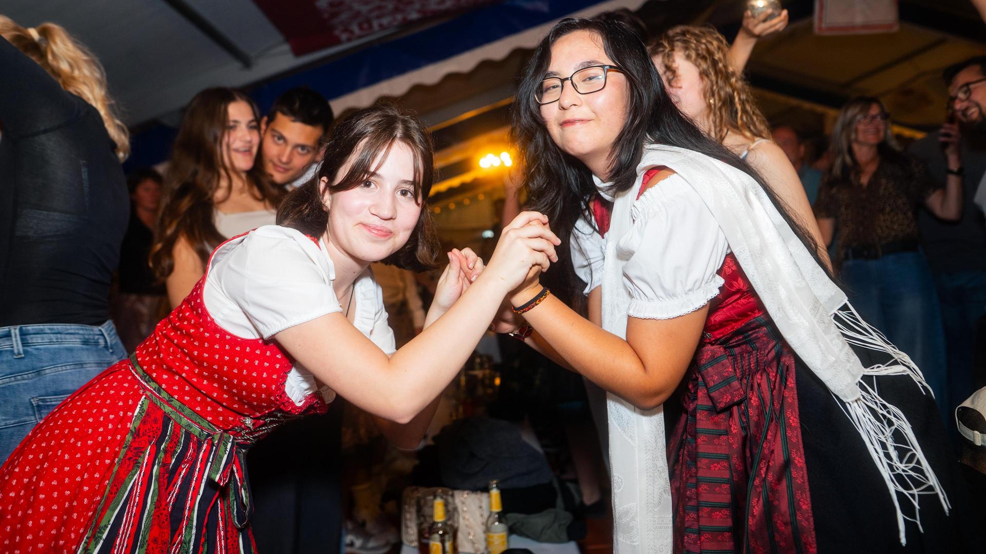 Die Bilder vom Freitag auf dem Weidener Volksfest 2025. (Bild: Hannes Stock)