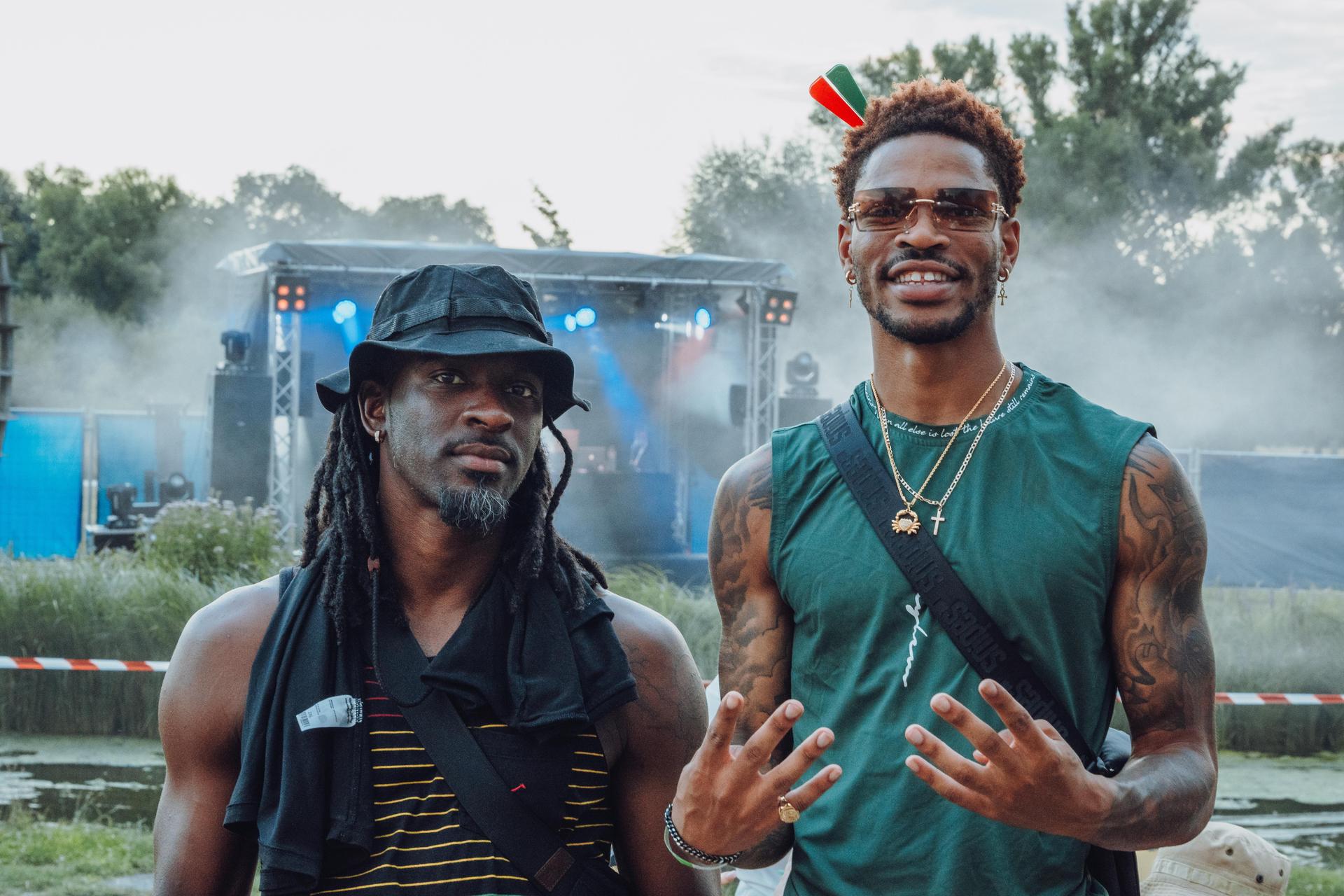 Shisha, Drinks und guter Hip-Hop. So war&#39;s am Hip-Hop BBQ in Amberg.  (Bild: Denise Helmschrott)