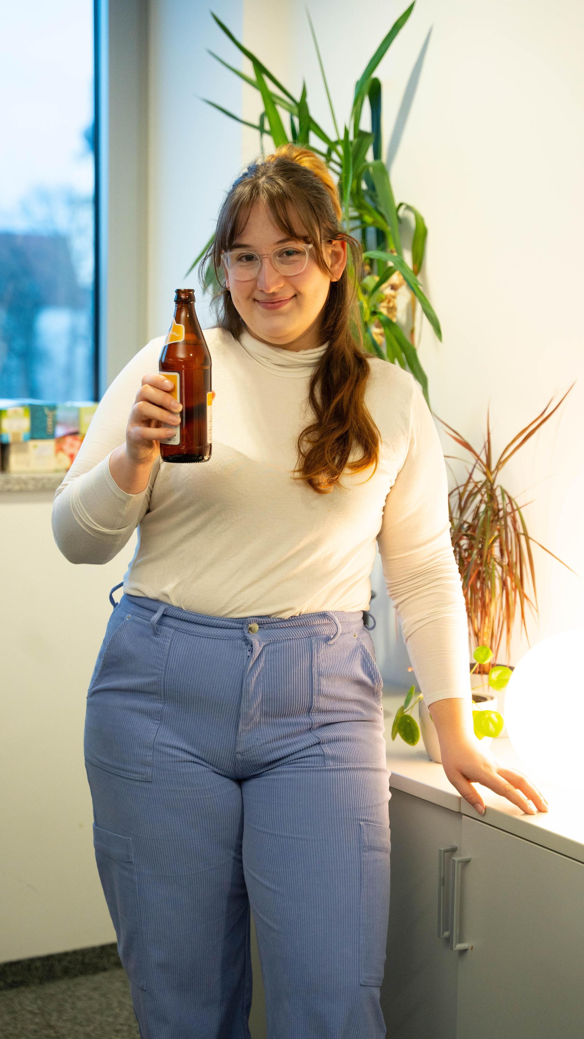 Cheers auf 100 Folgen Drink der Woche. (Bild: Marina Gube)