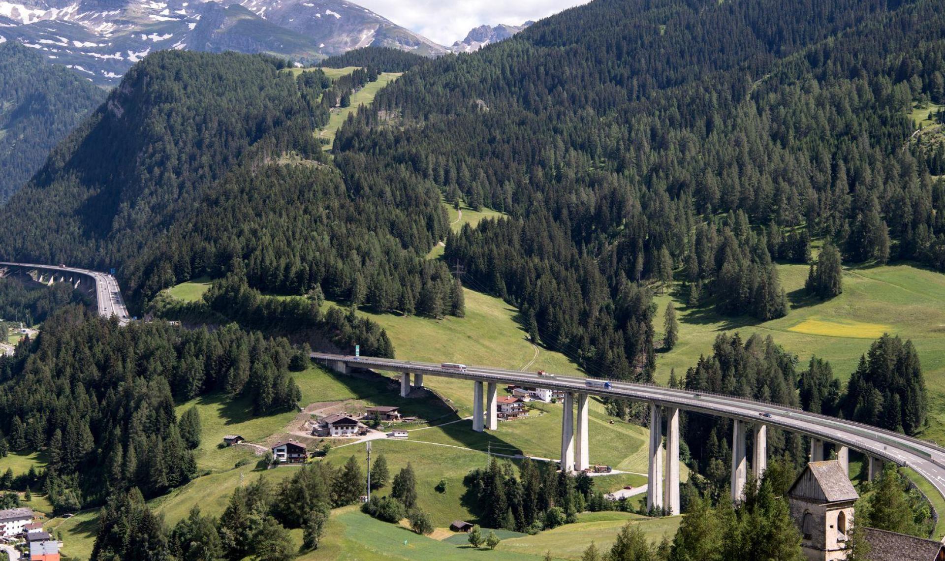 Die Brenner-Autobahn ist eine der wichtigsten Nord-Süd-Verbindungen. (Archivbild: Sven Hoppe/dpa)