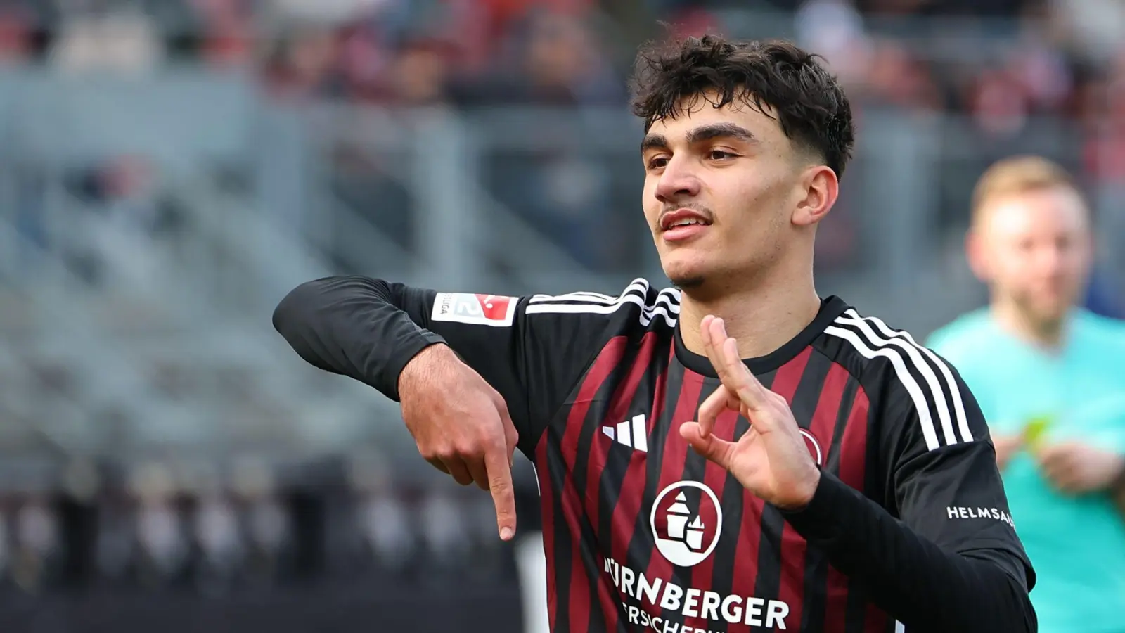 Nürnbergs Can Uzun wird für die Türkei spielen. (Bild: Daniel Karmann/dpa)