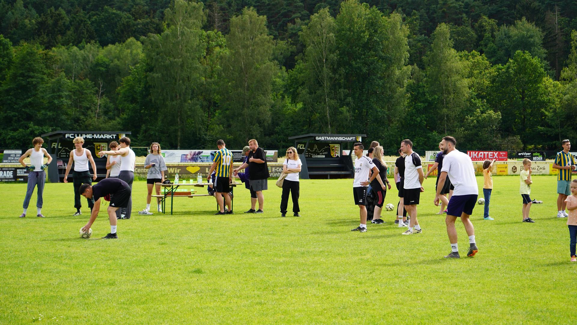 Das Elfmeterturnier beim FC Luhe-Markt. (Bild: mcl)