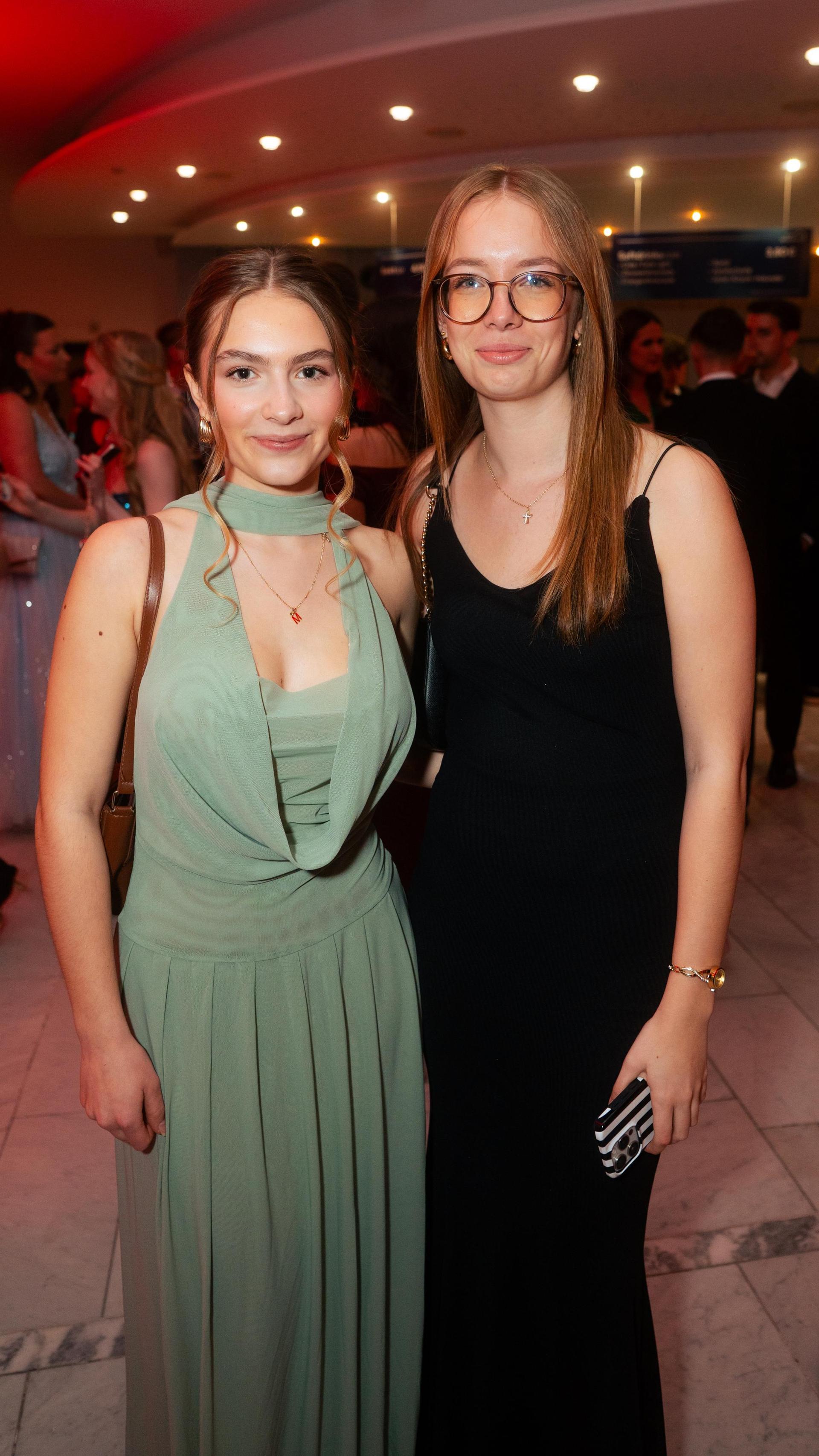 So war der Abschlussball der Realschulen in Weiden. (Bild: Hannes Stock)