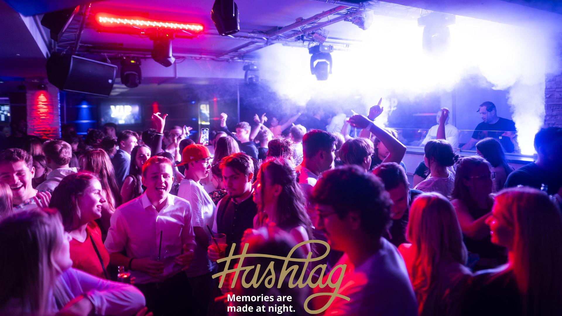 Im Hashtag sorgten am Freitag die Hits der 2000/10er für beste Stimmung. (Bild: Hannes Stock)