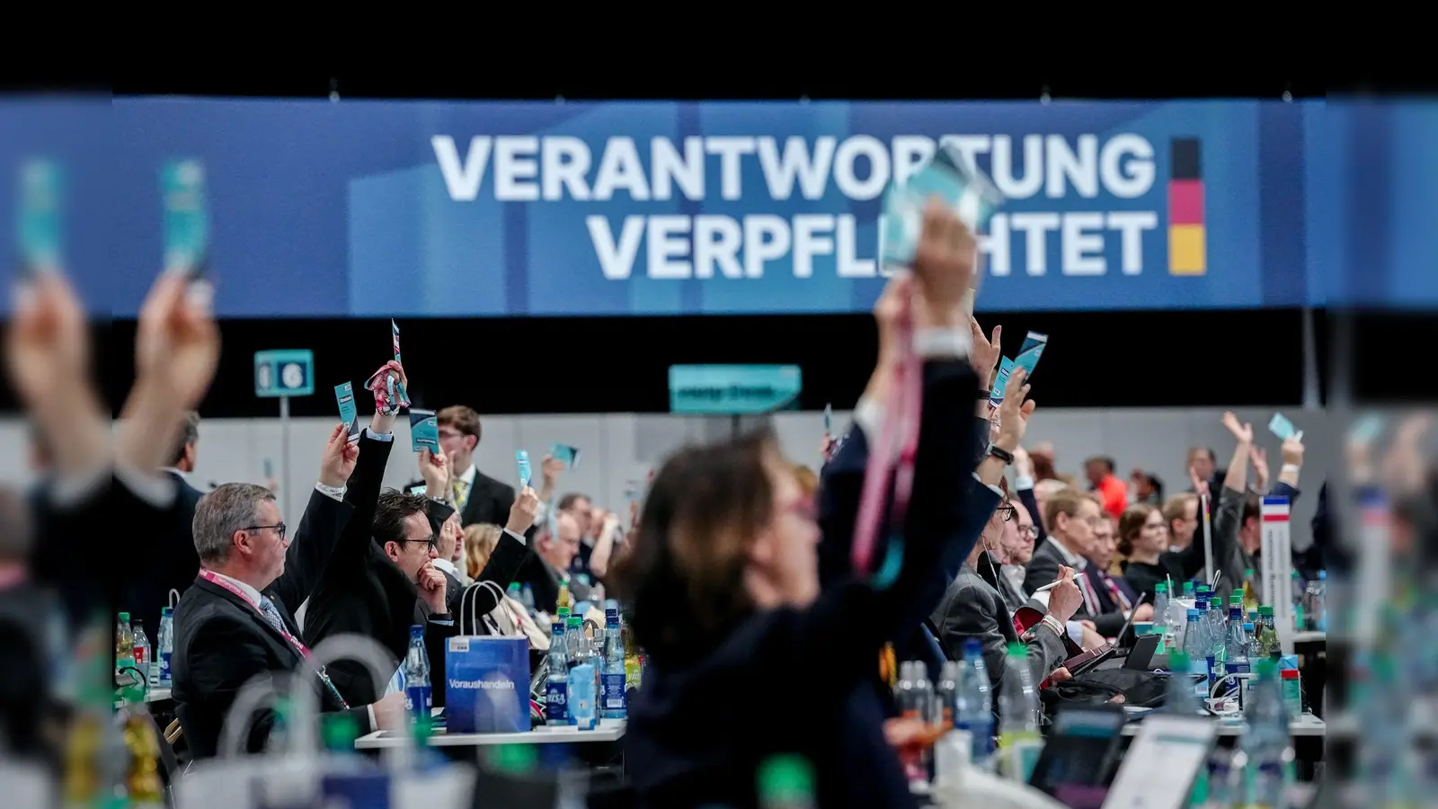 Die CDU votiert für eine Altersgrenze ab 14 Jahren für soziale Medien. (Bild: Kay Nietfeld/dpa)