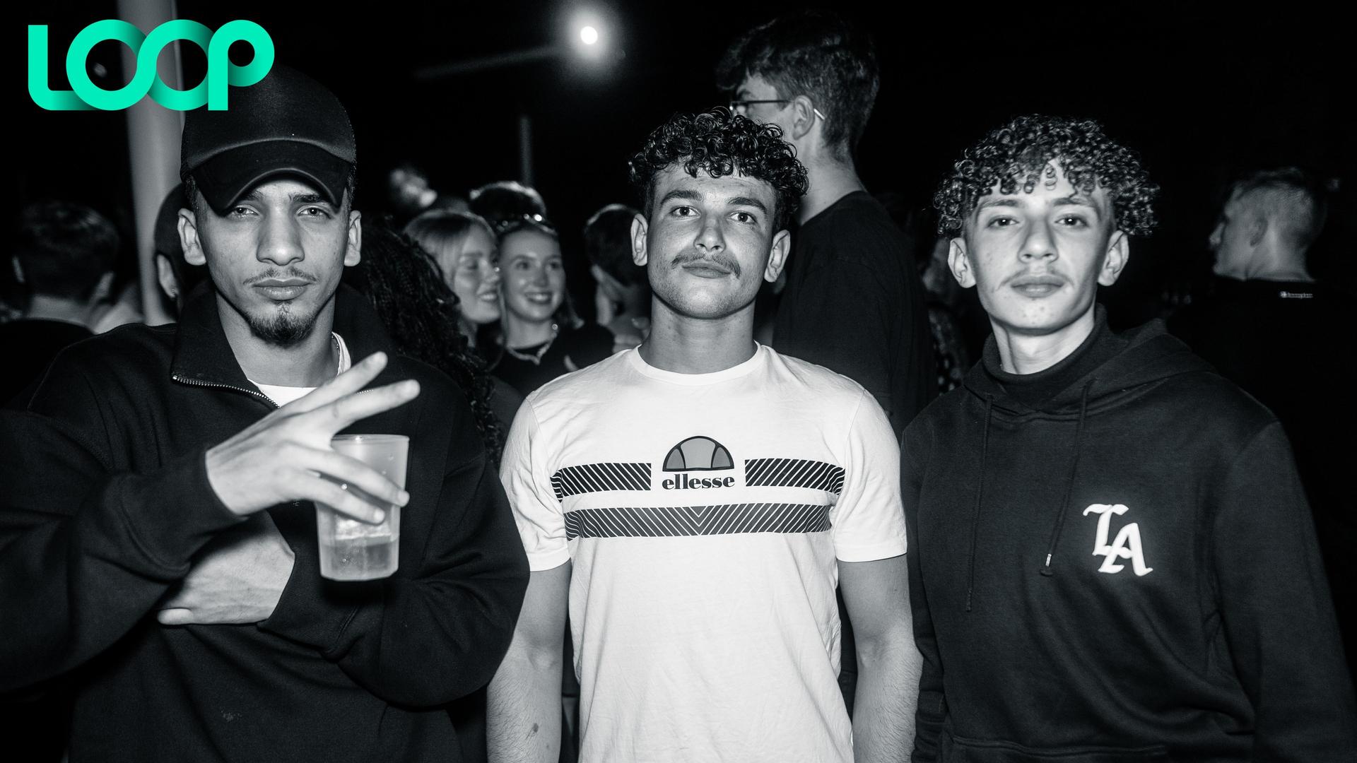 Die „School is out”-Party im Loop. (Bild: Hannes Stock)