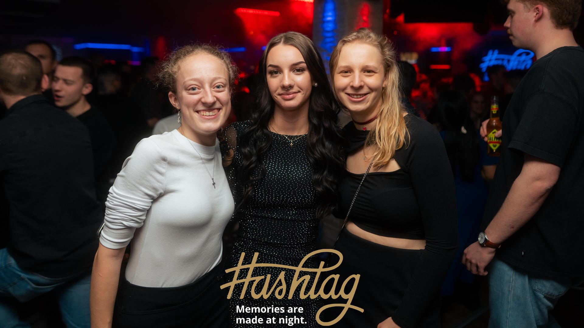 Zum Jahresabschluss gab es im Hashtag nochmal eine große Silvesterparty. Mit dabei war Fotograf Hannes Stock. (Bild: Hannes Stock)