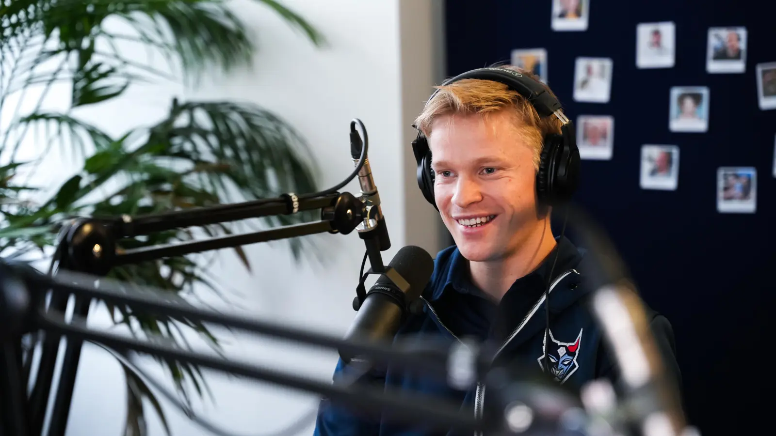 Mads Larsen, Verteidiger der Blue Devils Weiden, war zu Gast in der neuen Folge des Podcasts „Powerplay”. (Bild: Marco Meier)