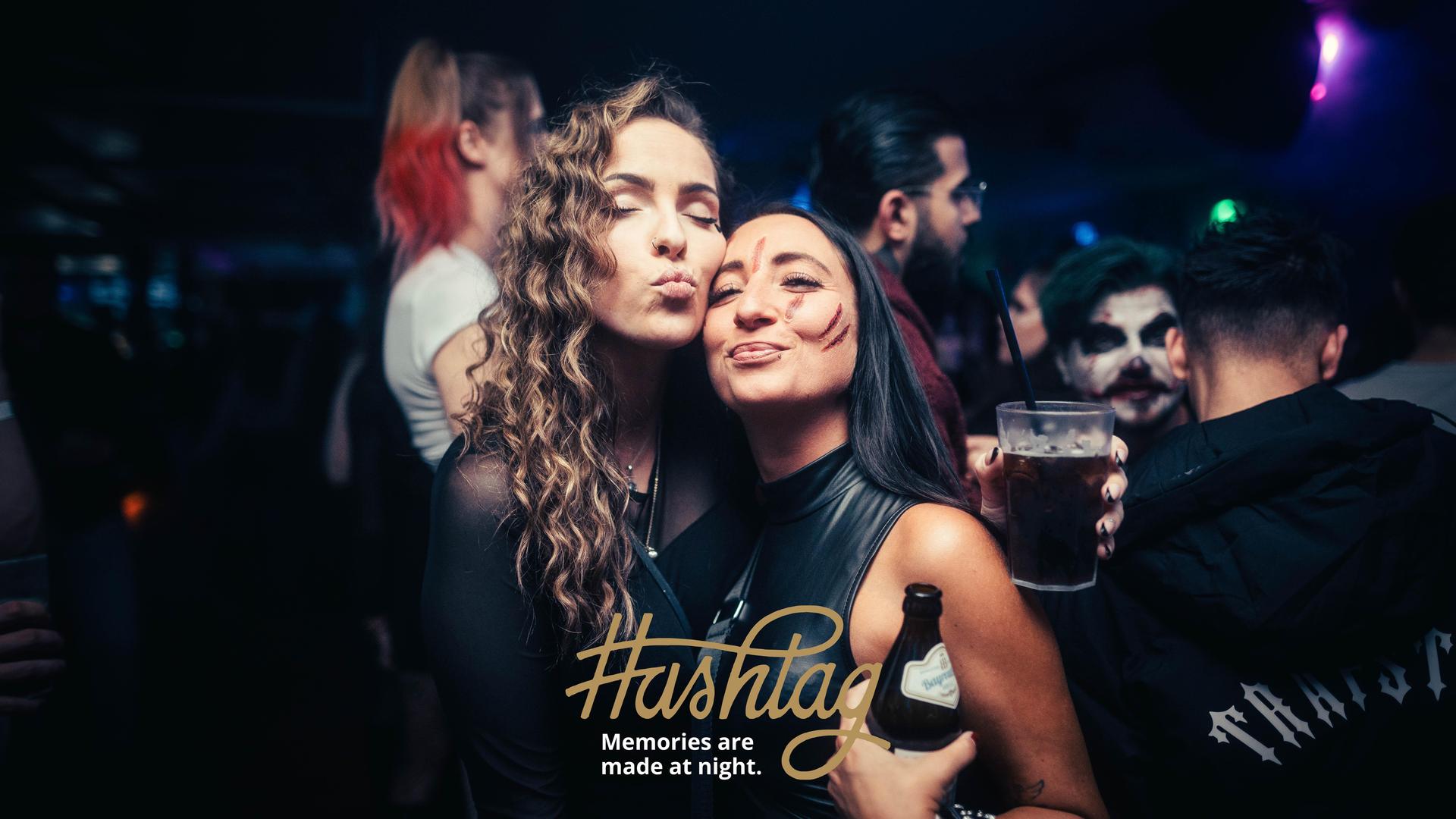 Halloween-Party im Hashtag.  (Bild: Sebastian Reiter)