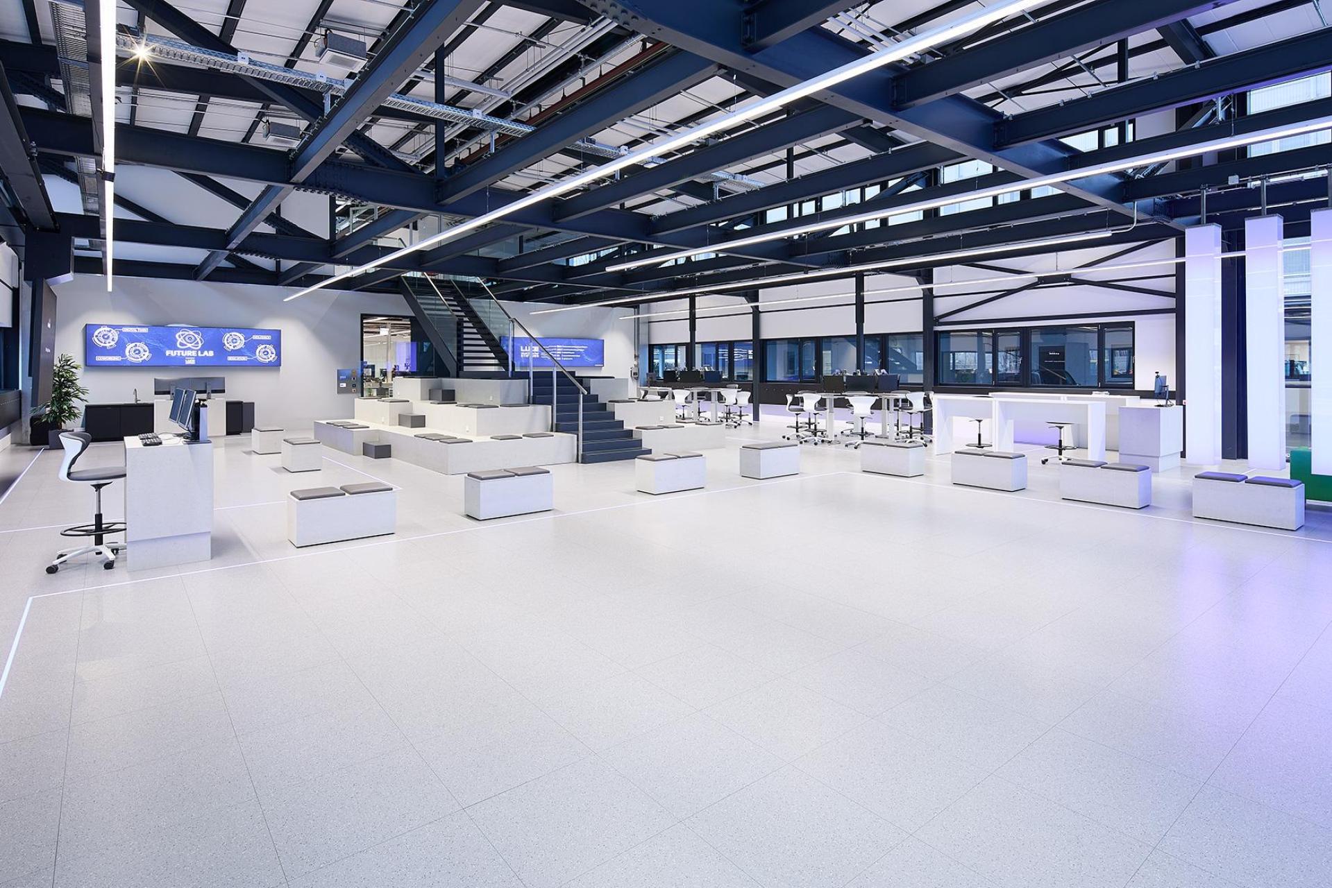 Im „Future Lab” in Weiherhammer findet die erste Ausgabe von „Denk.talente” statt. (Bild: Elmar Witt/nora)