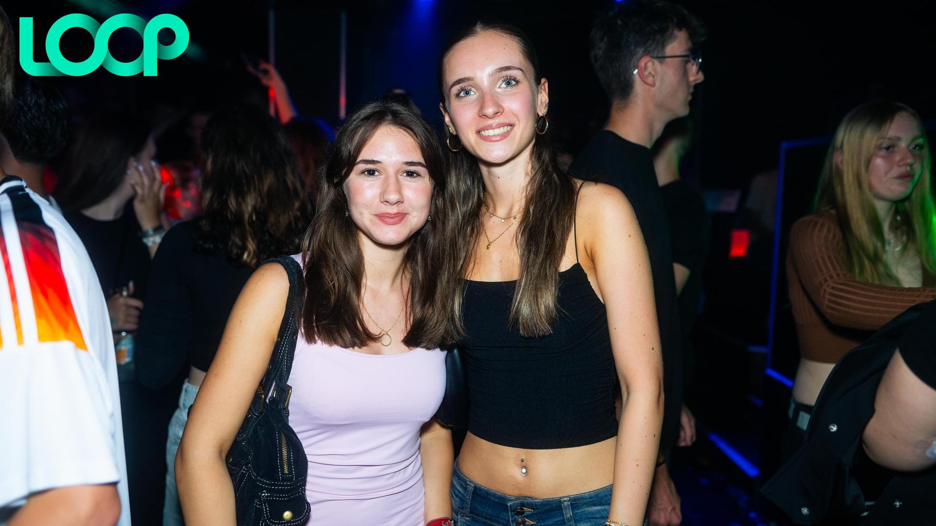 Die „School is out”-Party im Loop. (Bild: Hannes Stock)