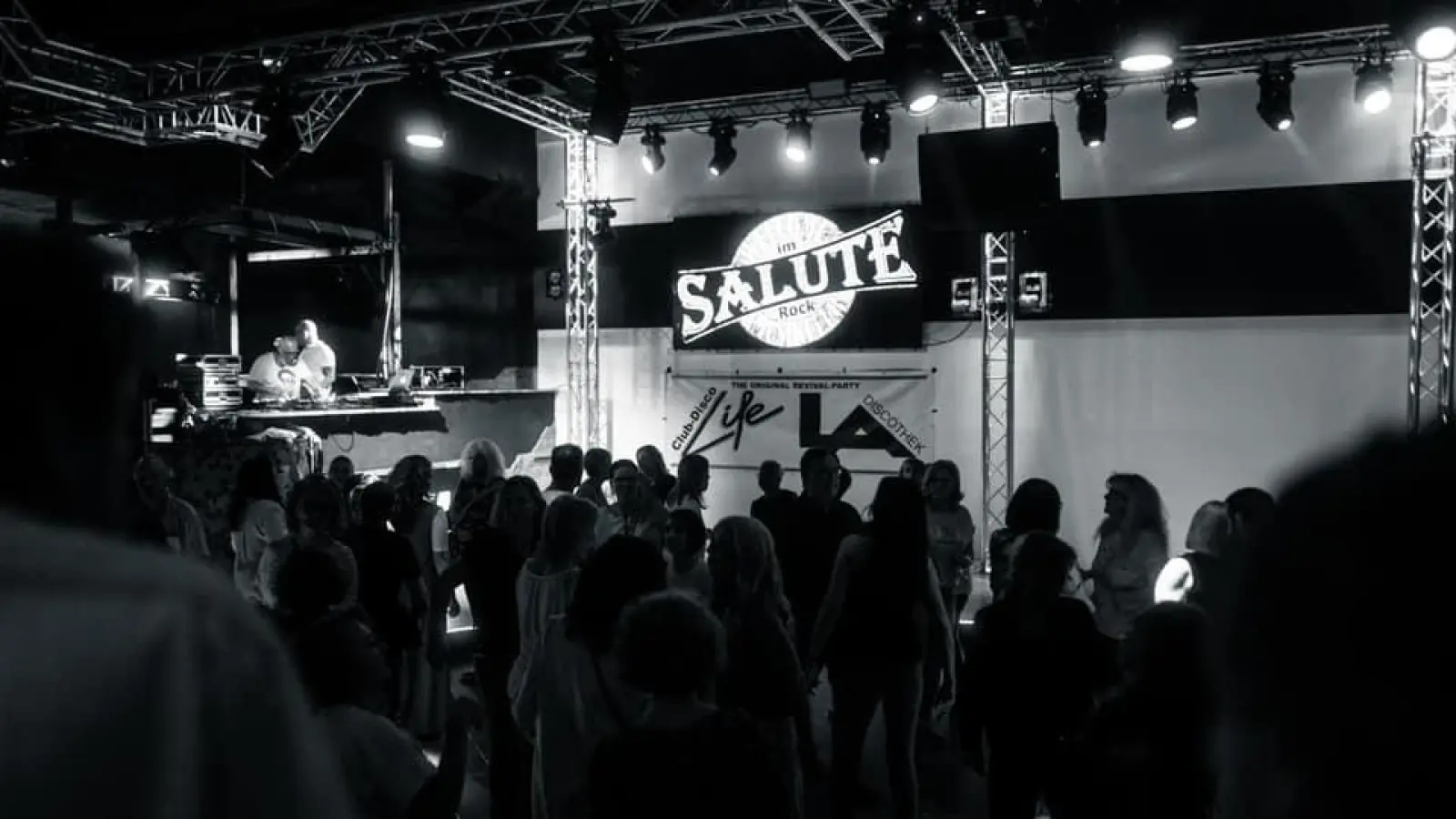 Die Ü-30-Party steigt ab sofort jeden dritten Samstag im Monat. (Bild: exb)