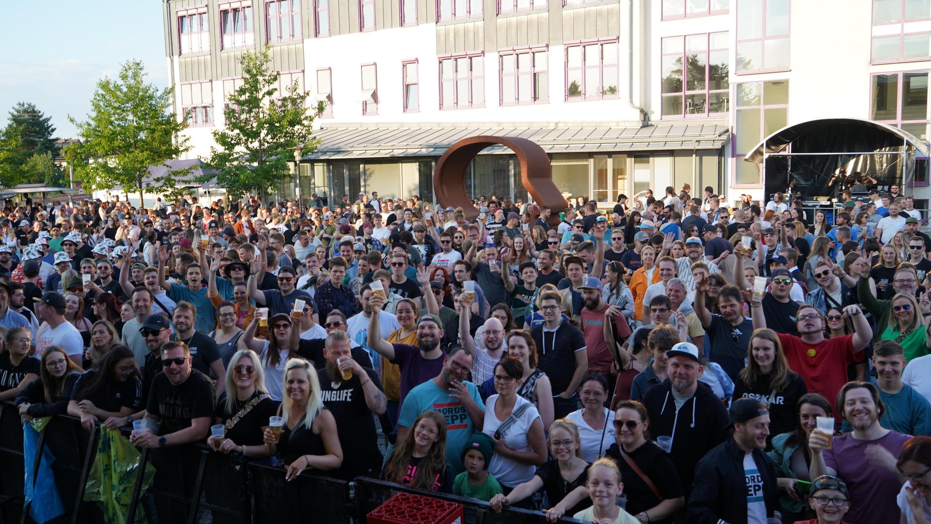Am Freitagabend spielten „Dicht und Ergreifend” auf dem Campus Open Air. (Bild: mcl)