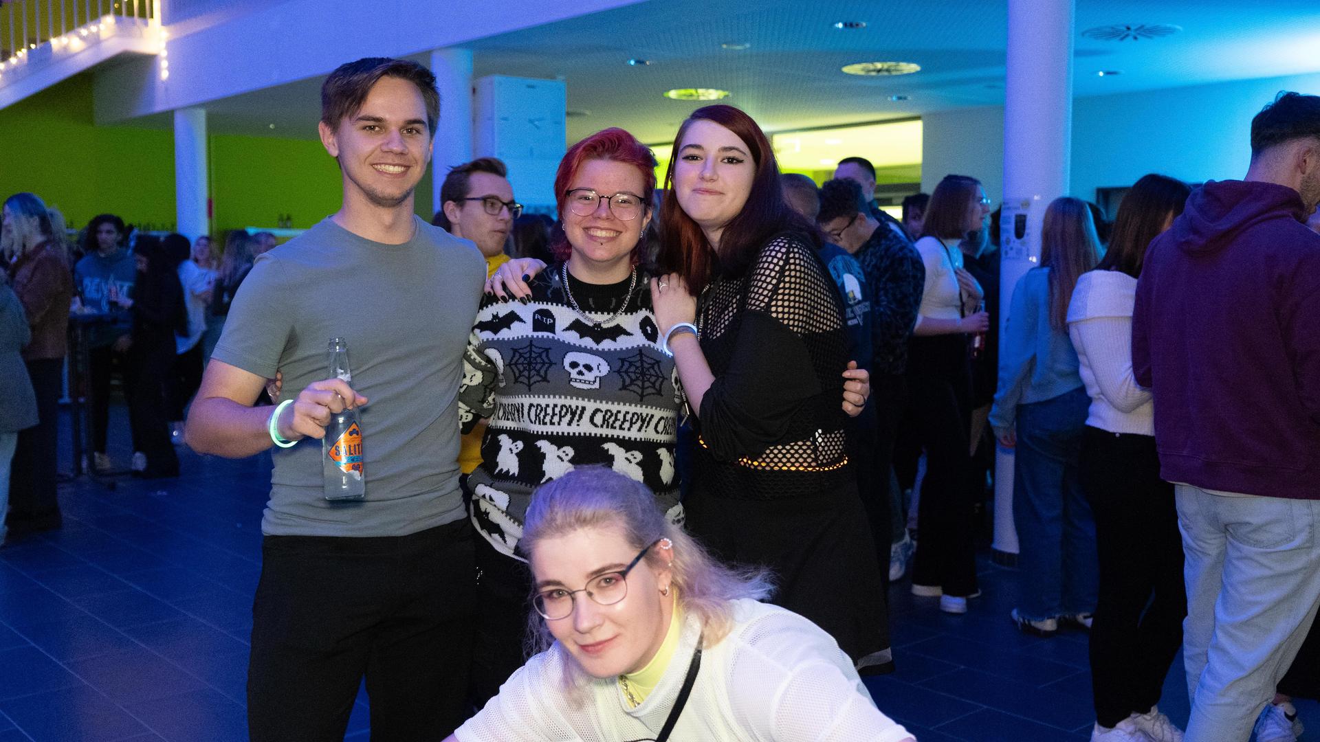 Die Bilder der FOSBOS-Kennenlernparty.  (Bild: mcl)