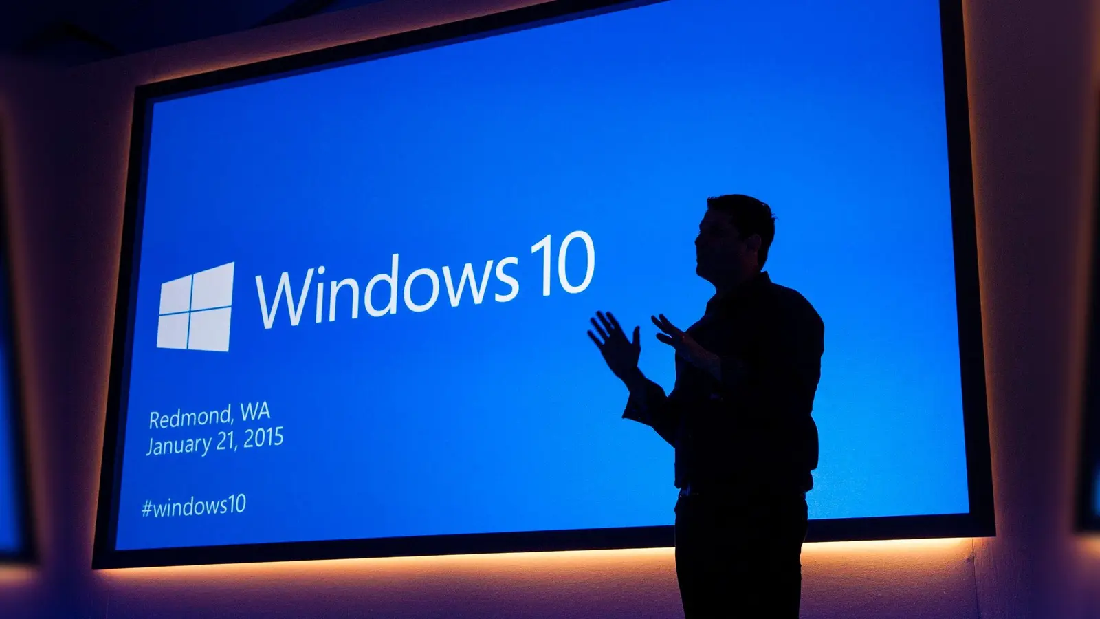 32 Millionen Windows-Computer laufen in Deutschland noch mit dem Betriebssystem Windows 10, das inzwischen in die Jahre gekommen ist. (Handout Microsoft) (Bild: picture alliance / dpa)