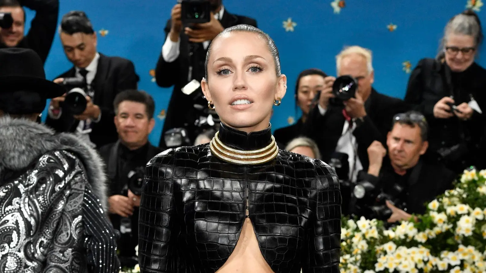 Miley Cyrus landete nach einem Dreh auf der Intensivstation. (Archivbild) (Bild: Evan Agostini/Invision/AP/dpa)