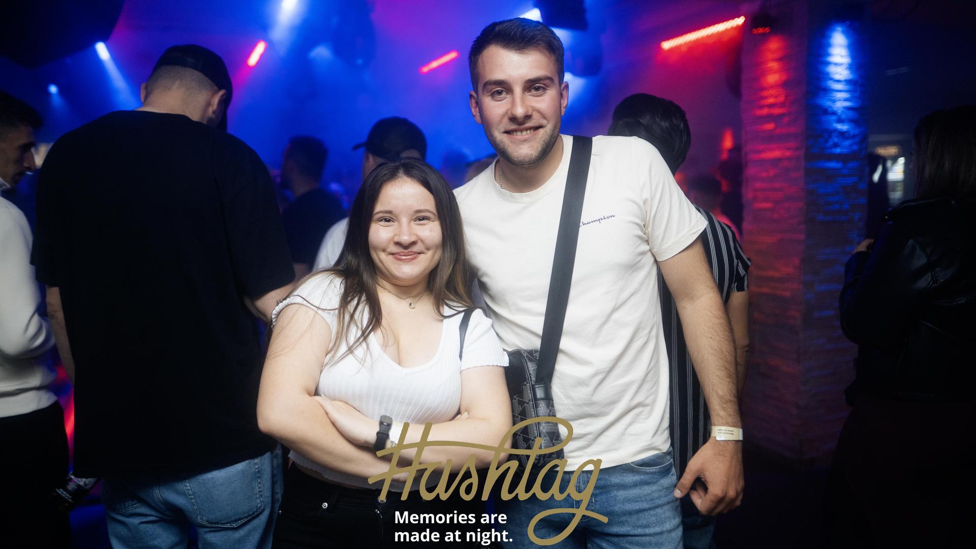 Die „Blackedout”-Party im Hashtag. (Bild: Hannes Stock)