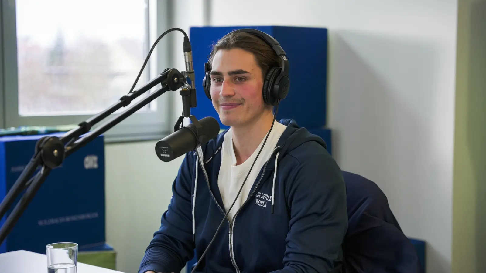 Youngster Daniel Bruch von den Blue Devils Weiden war in der neuen Folge des „Powerplay”-Podcasts zu Gast. (Bild: Franka Eichl)