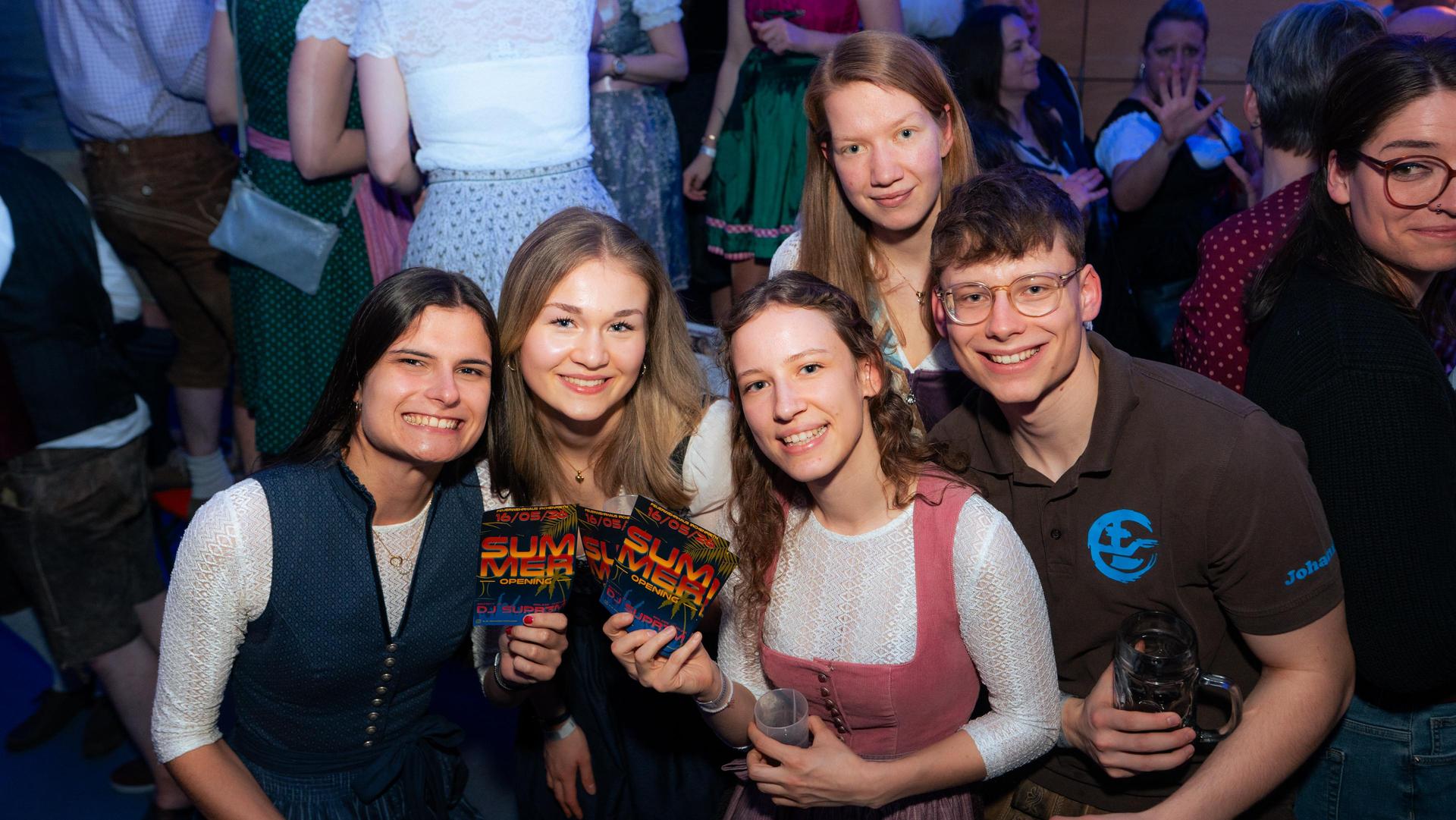 Partybilder vom Starkbierfest Pirk von Hannes Stock. (Bild: Hannes Stock)
