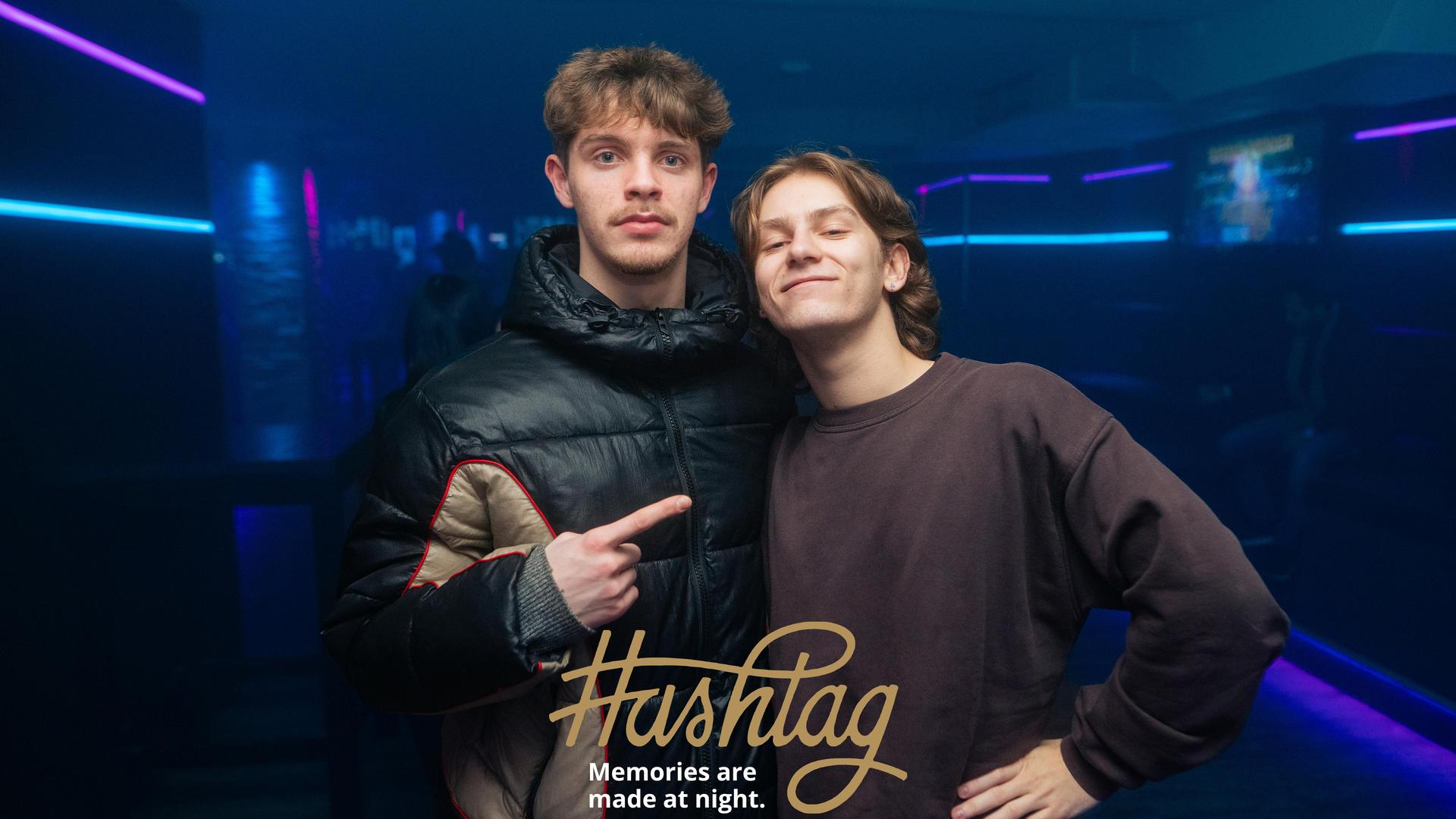 „Deine 2000er im Hashtag”: Die Bilder vom Freitag. (Bild: Hannes Stock)