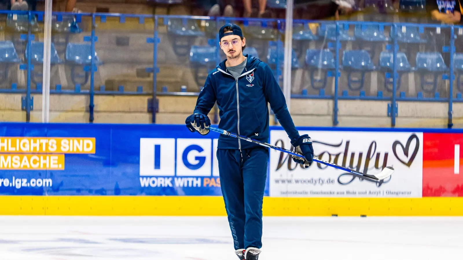 Simon Heidenreich hat seinen Vertrag als Athletiktrainer der Blue Devils Weiden verlängert.  (Archivbild: Elke Englmaier)