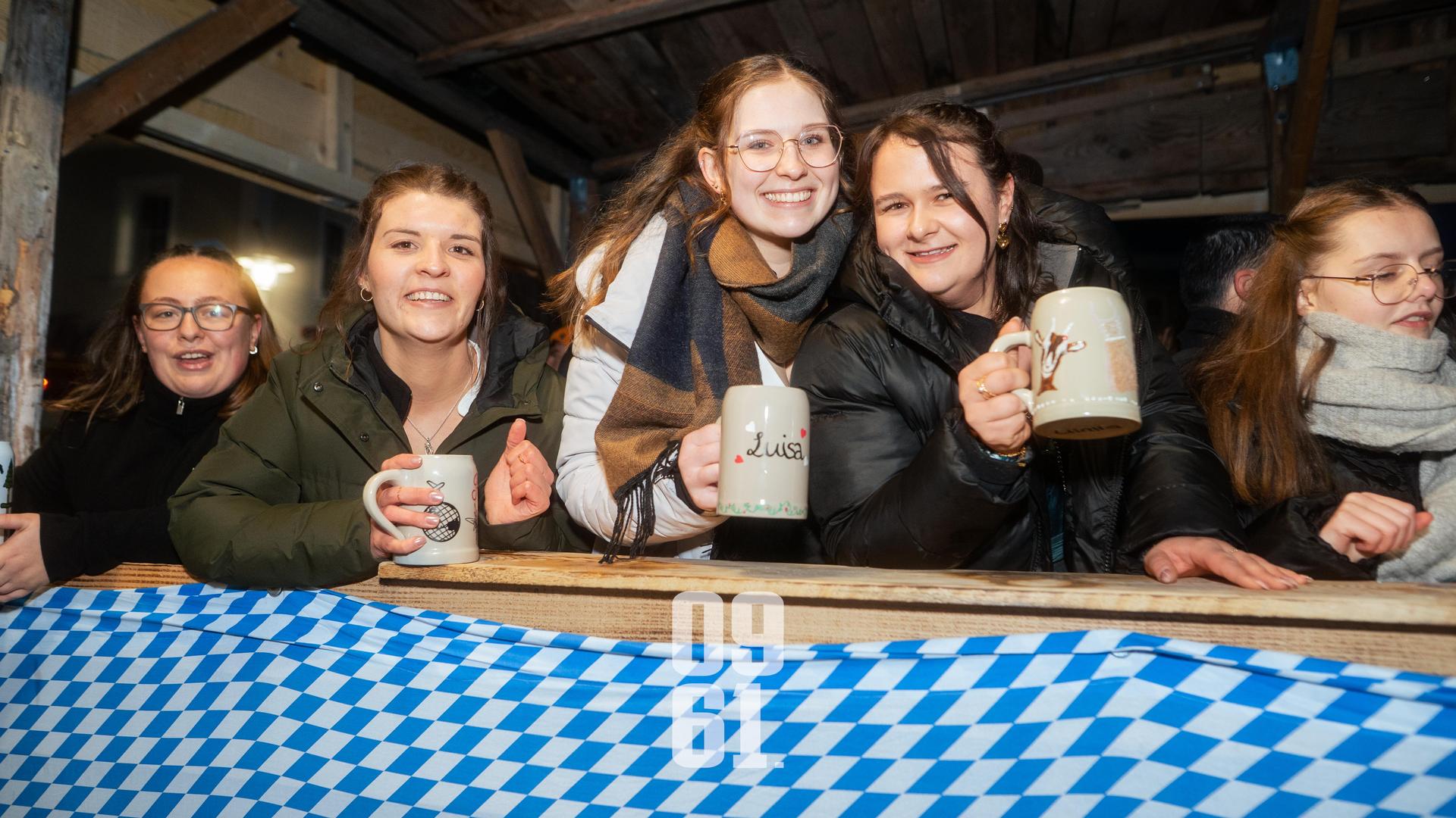 Auch am Sonntag wurde in Luhe gefeiert - die besten Bilder gibt&#39;s hier! (Bild: Hannes Stock)