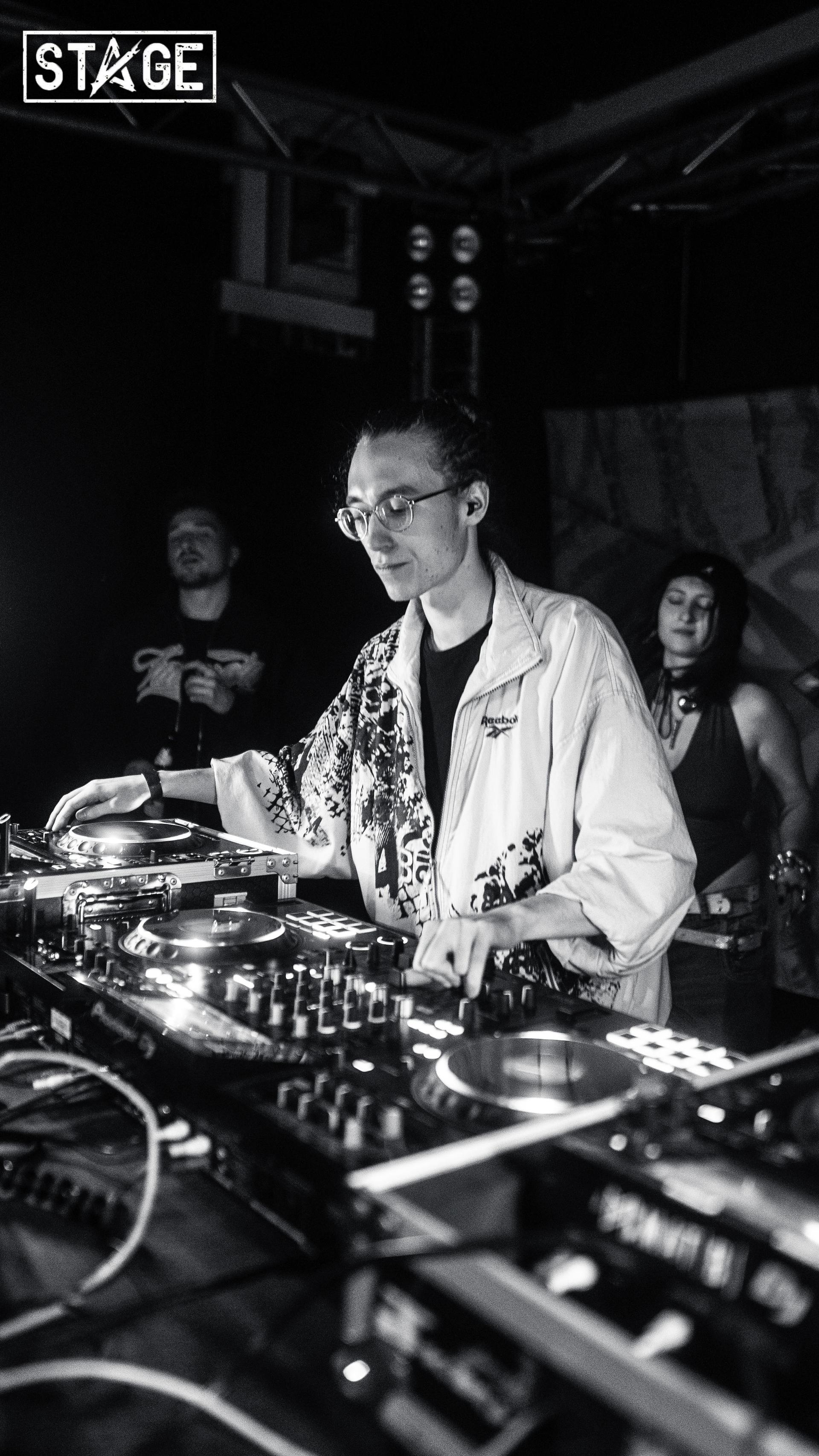 Die Fotos der „Schwitzkasten”-Party im Stage. (Bild: Hannes Stock)