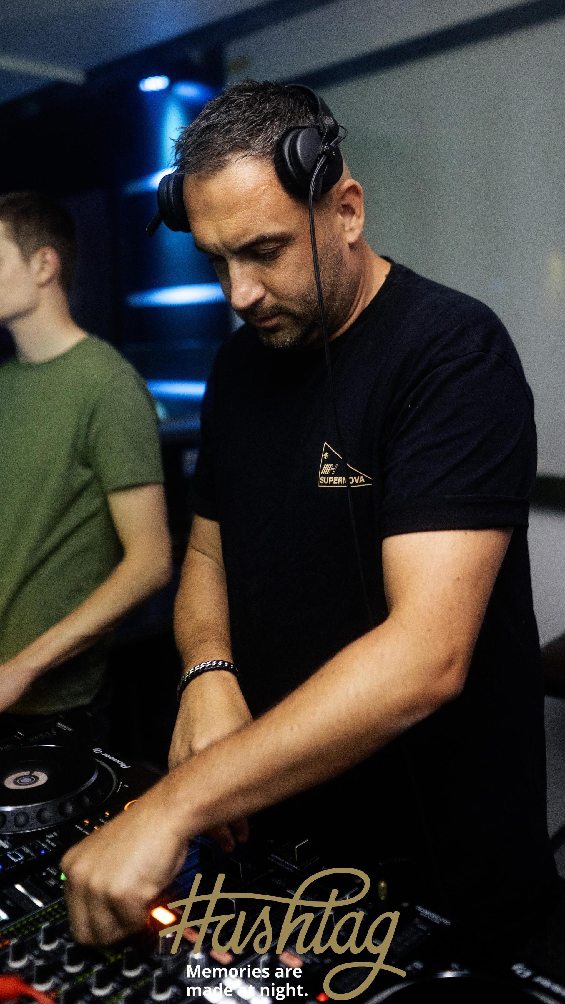 Bei der 2000er-Party im Hashtag am Freitag sorgte DJ BEKAY für gute Laune! Fotograf Hannes Stock war für euch unterwegs. (Bild: Hannes Stock)