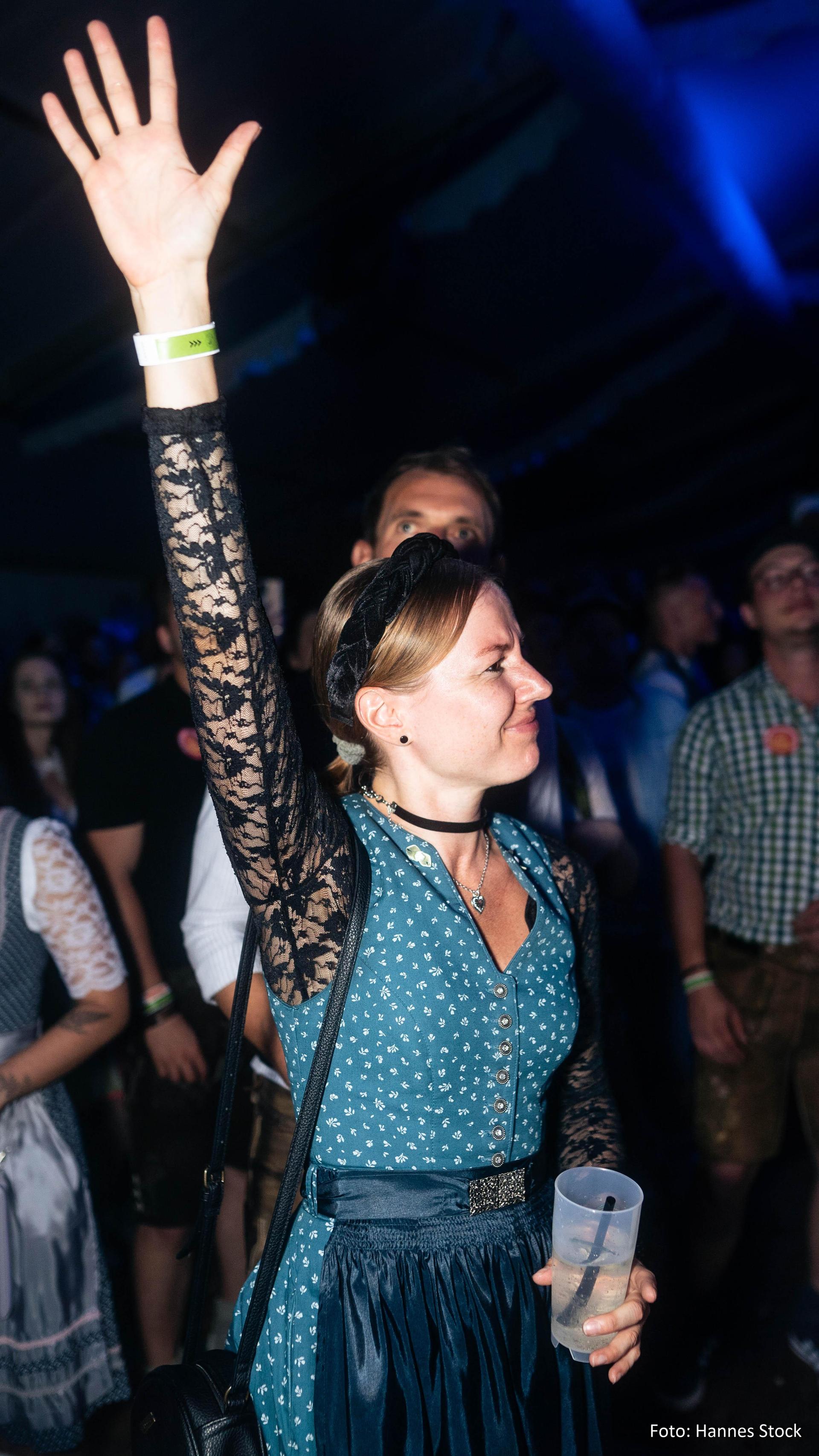 Das war die Flosser Kirwa am Samstag.  (Bild: Hannes Stock )